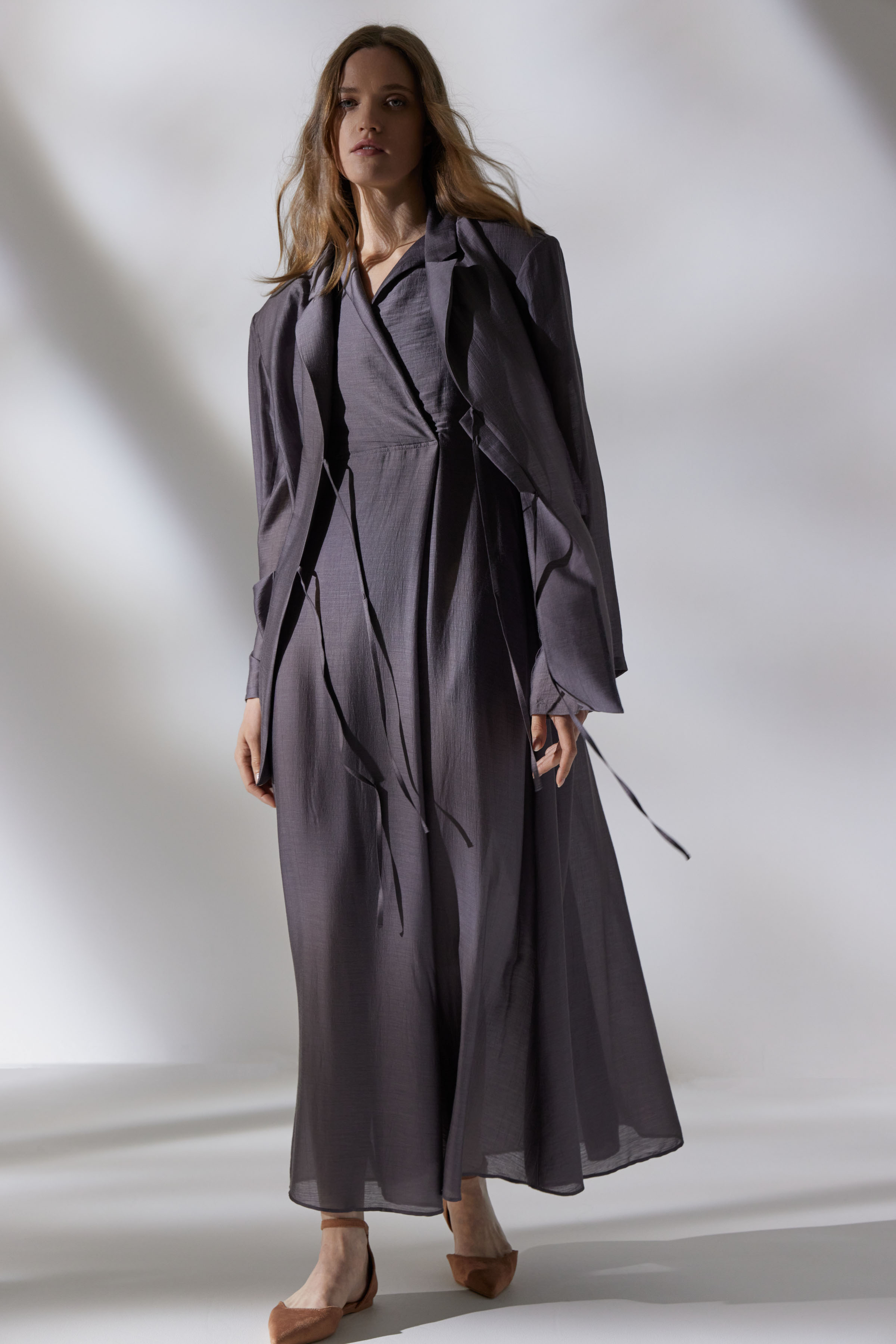 Жакет На завязках, шёлк 11 Антрацит (anthracite), 38 Джинсовый (denim), 41 Розовый мрамор (marbre rose) от Lesel (Лесель)! Заказывайте по ✆ 8 (800) 777 02 37