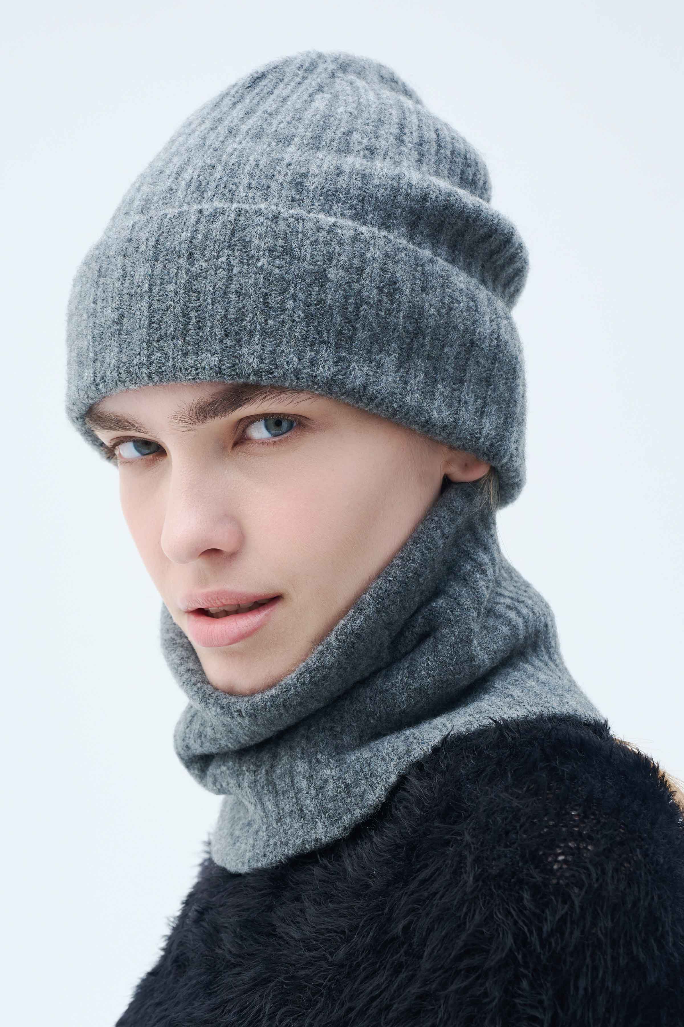 Шапка Резинка 15 Серый меланж (melange gris) от Lesel (Лесель)! Заказывайте по ✆ 8 (800) 777 02 37