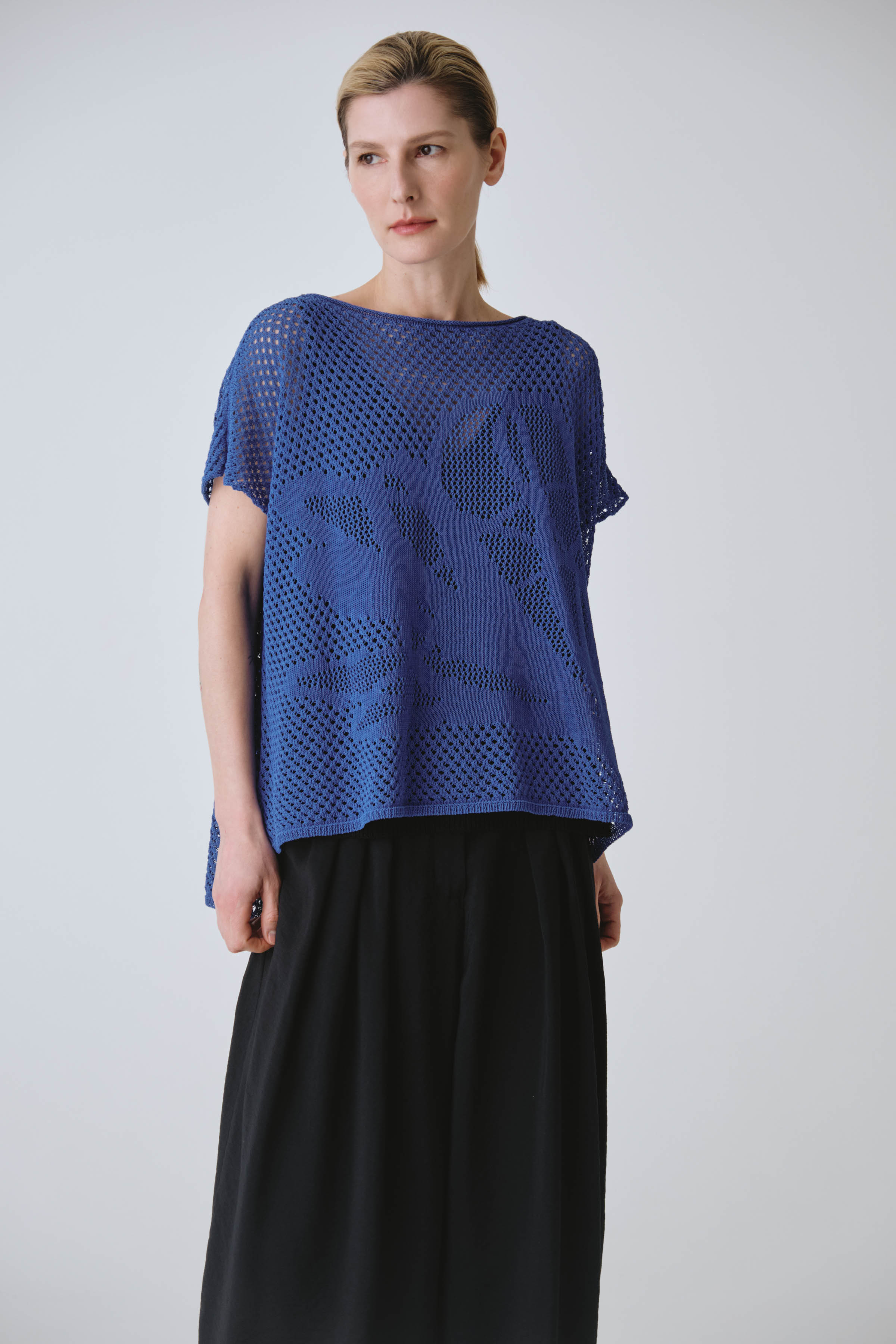 Джемпер с коротким рукавом Ажурная графика