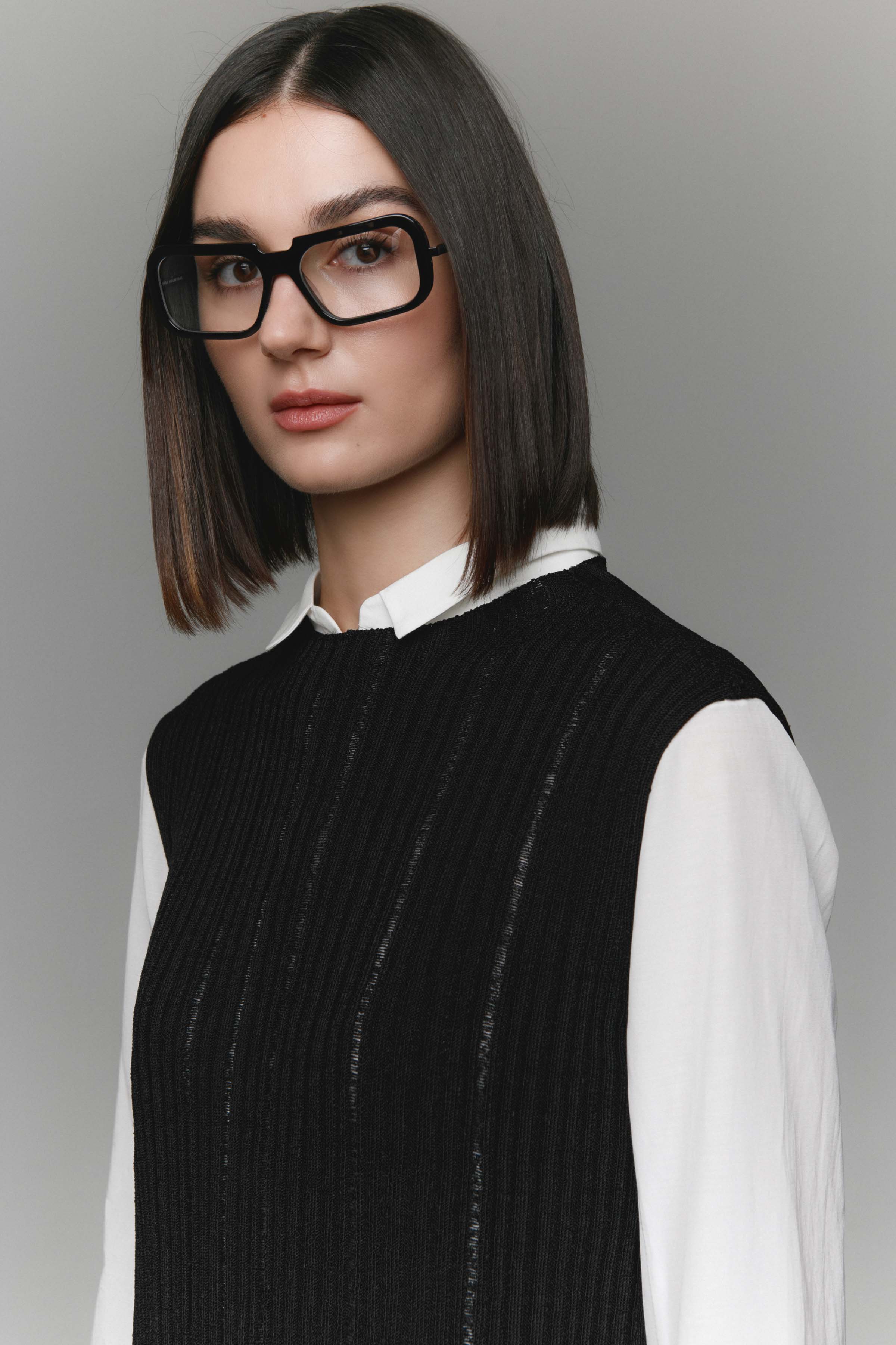 Топ Безрукавка 00 Черный (noir) от Lesel (Лесель)! Заказывайте по ✆ 8 (800) 777 02 37