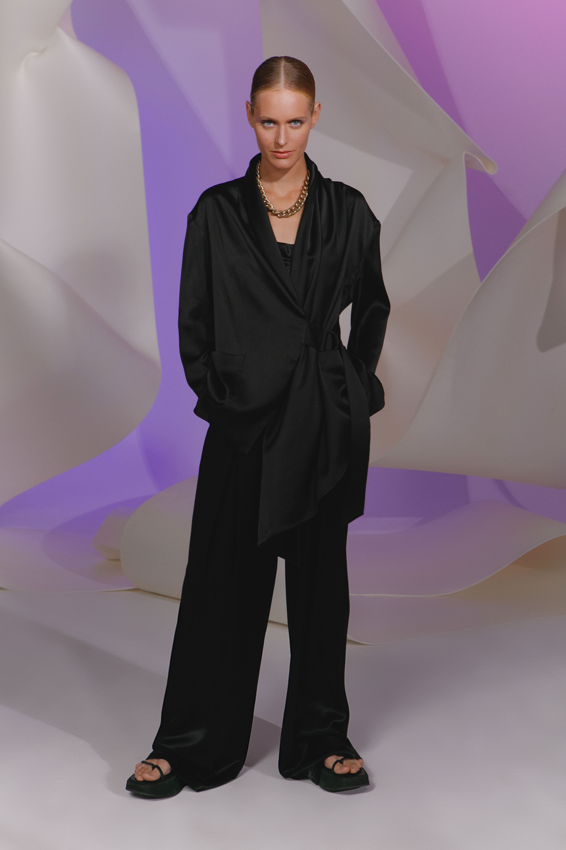 Брюки атласные, широкие  от Lesel (Лесель)! Заказывайте по ✆ 8 (800) 777 02 37