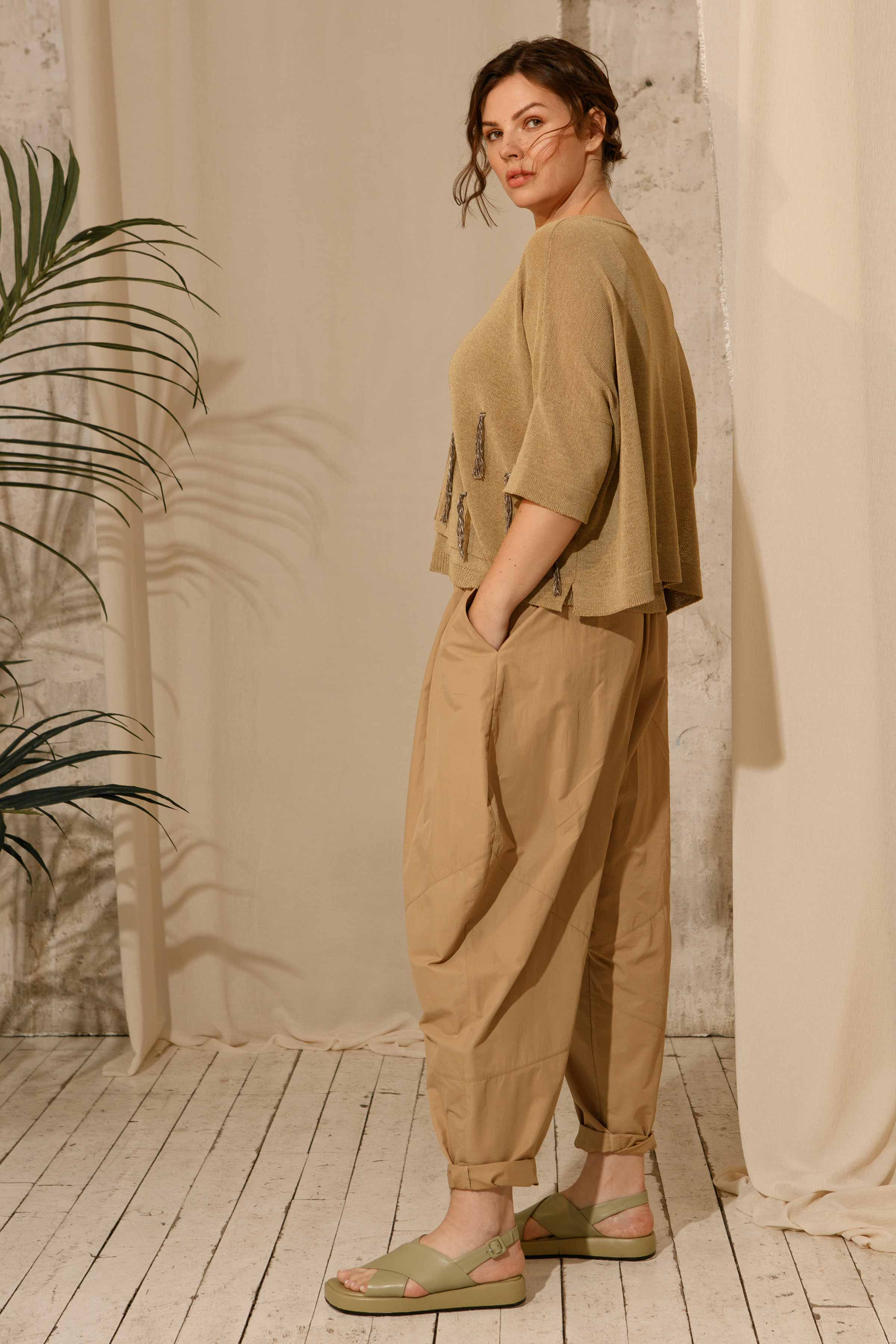 Кардиган  с декором короткий  04 Бежевый (beige) от Lesel (Лесель)! Заказывайте по ✆ 8 (800) 777 02 37