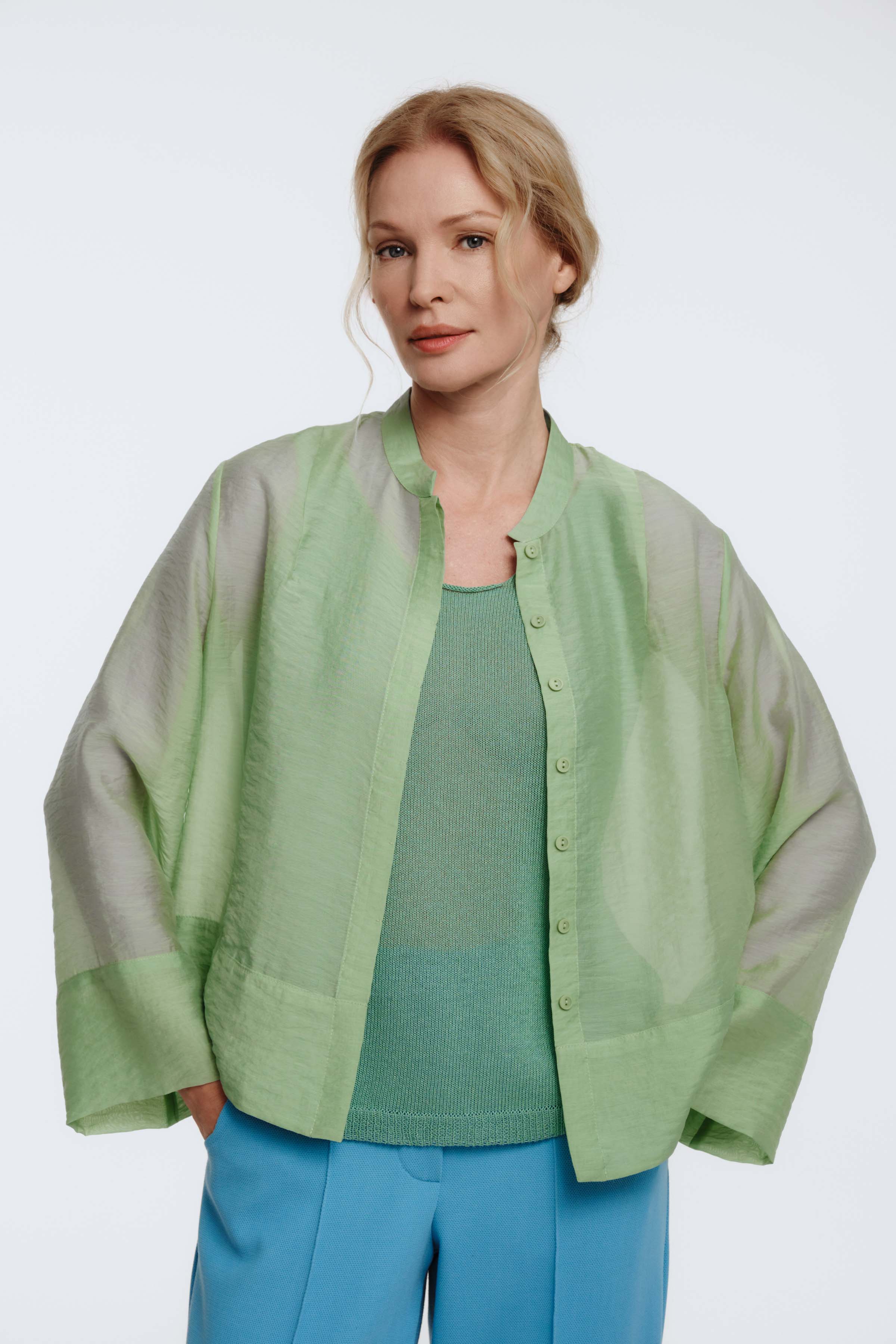 Блуза со стойкой и планкой, прозрачная  от Lesel (Лесель)! Заказывайте по ✆ 8 (800) 777 02 37