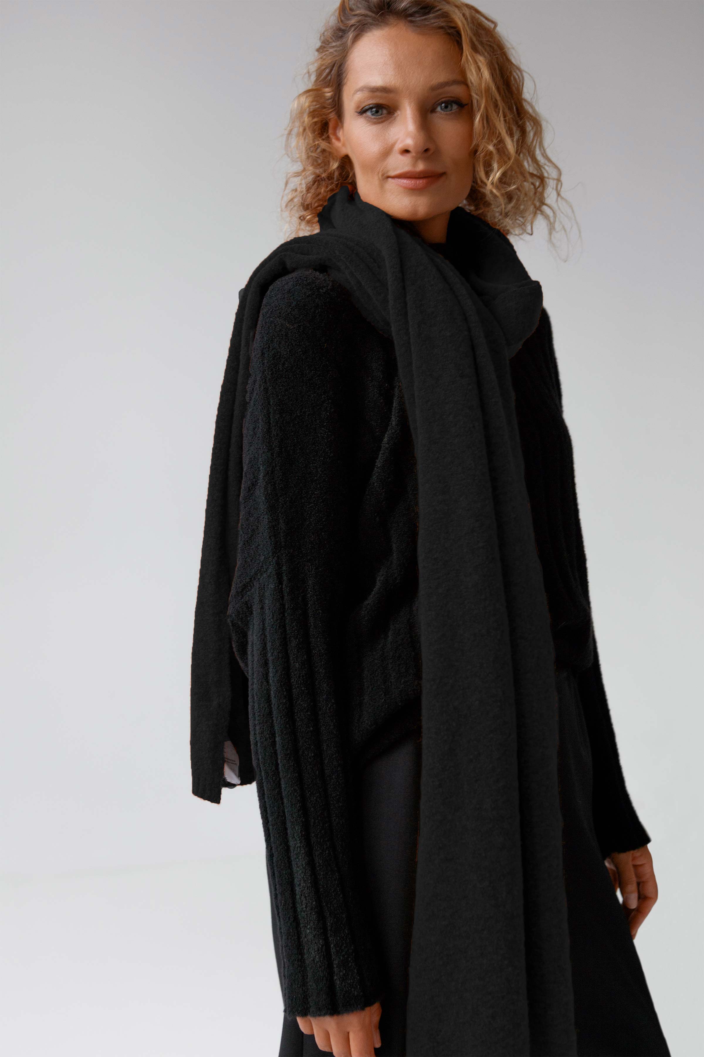 Палантин 00 Черный (noir) от Lesel (Лесель)! Заказывайте по ✆ 8 (800) 777 02 37