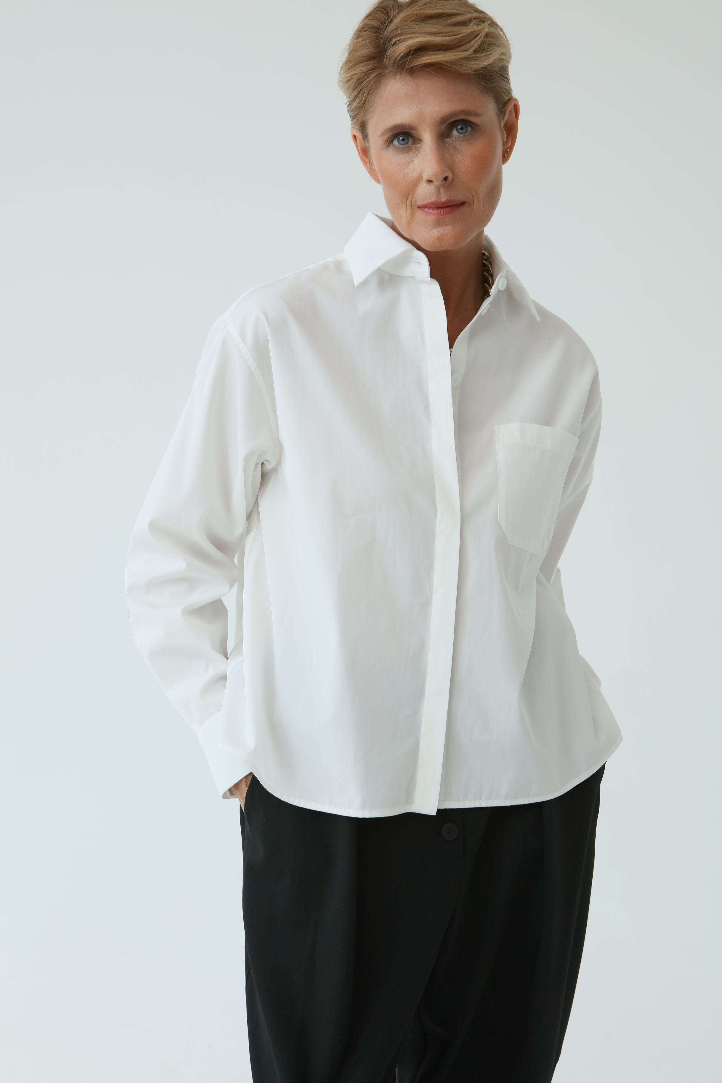 Блуза рубашка с декором  от Lesel (Лесель)! Заказывайте по ✆ 8 (800) 777 02 37