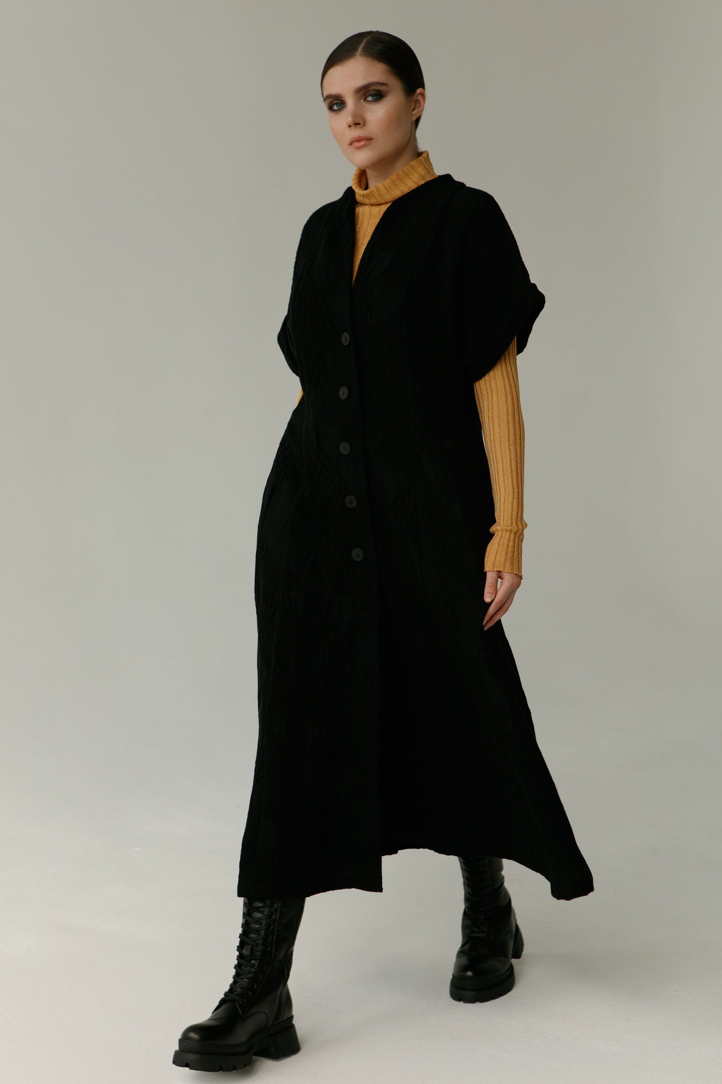 Платье Жаккард на пуговицах 00 Черный (noir) от Lesel (Лесель)! Заказывайте по ✆ 8 (800) 777 02 37