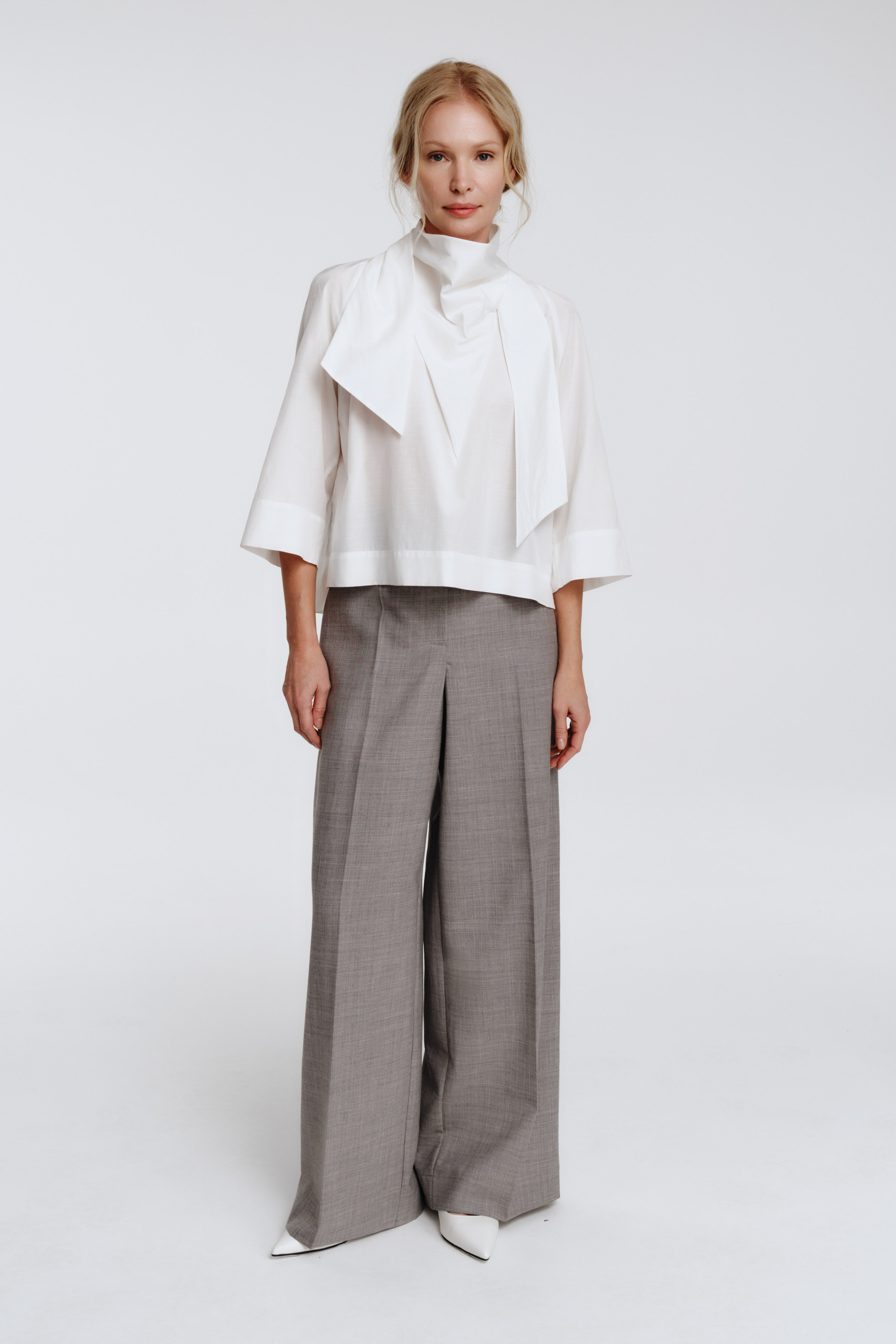 Брюки прямые со стрелкой, шерсть, на подкладке по передней половинке  от Lesel (Лесель)! Заказывайте по ✆ 8 (800) 777 02 37