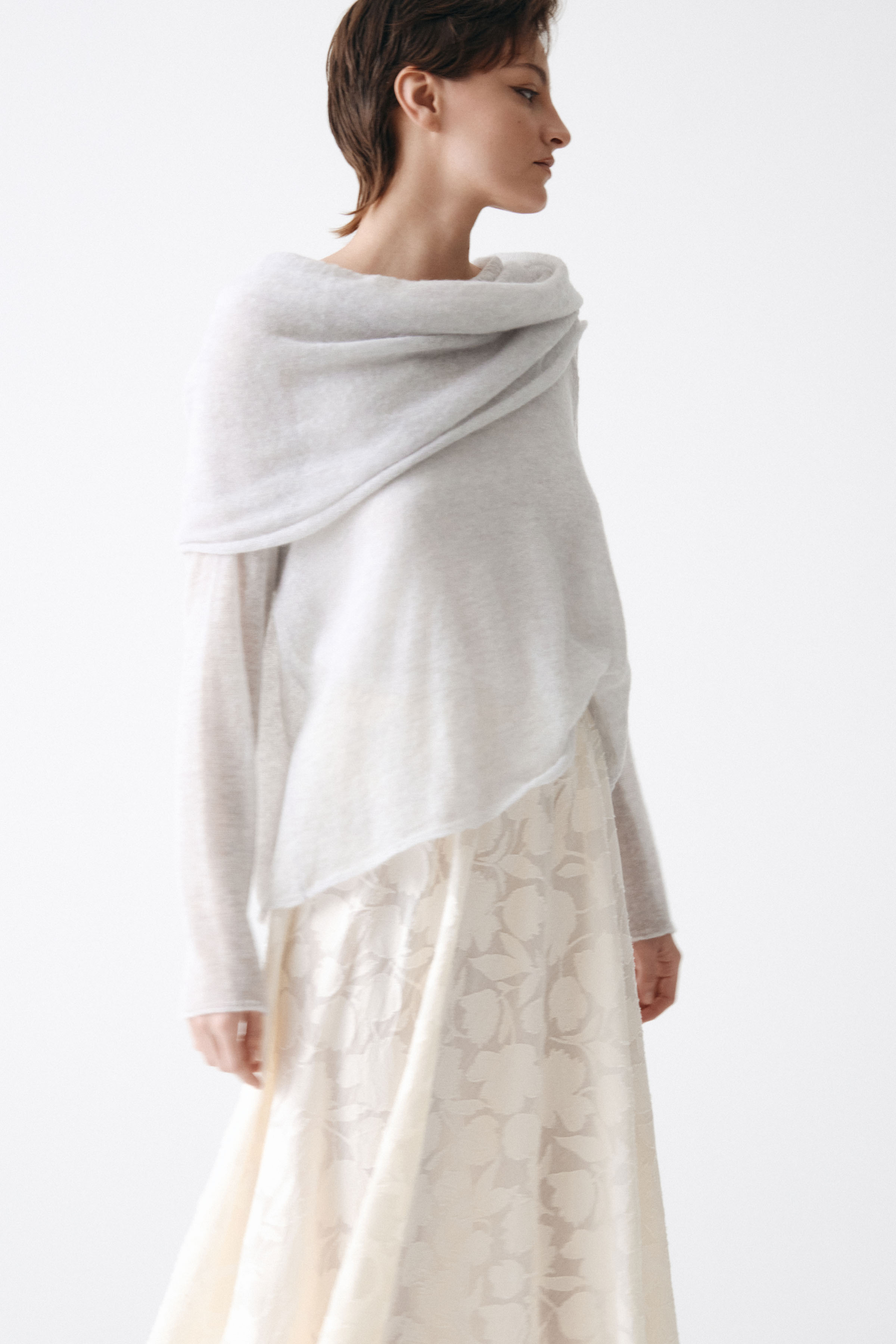 Джемпер с длинным рукавом Хомут  от Lesel (Лесель)! Заказывайте по ✆ 8 (800) 777 02 37