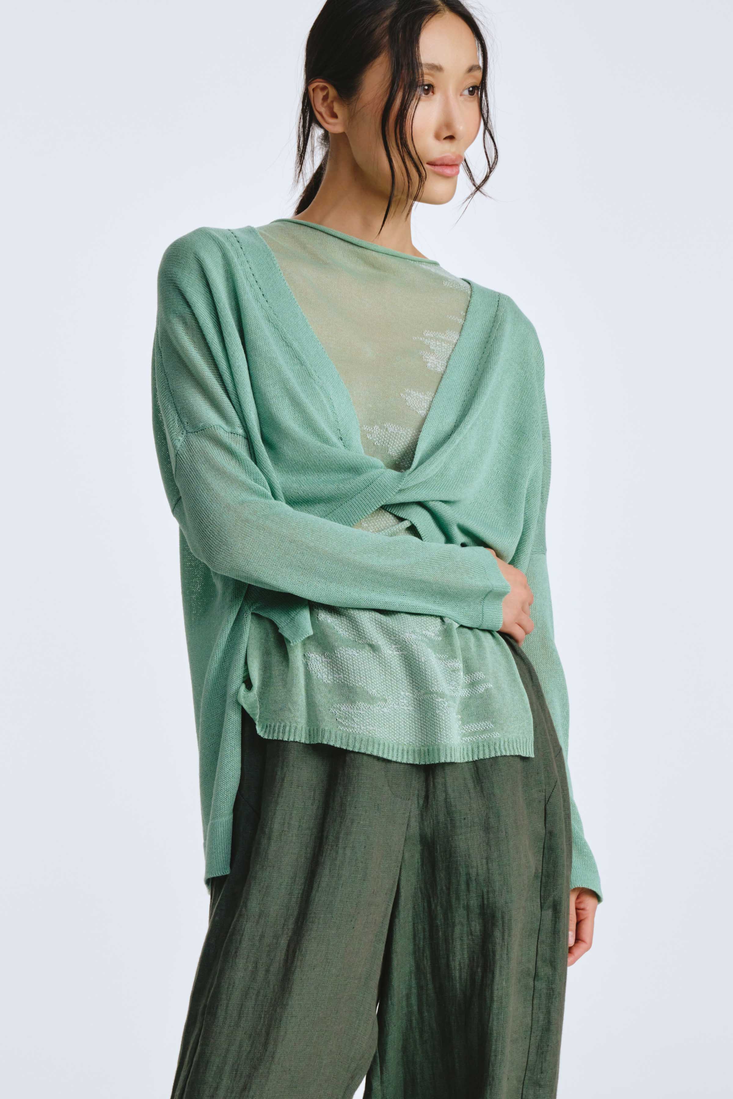 Джемпер Перекрут  от Lesel (Лесель)! Заказывайте по ✆ 8 (800) 777 02 37