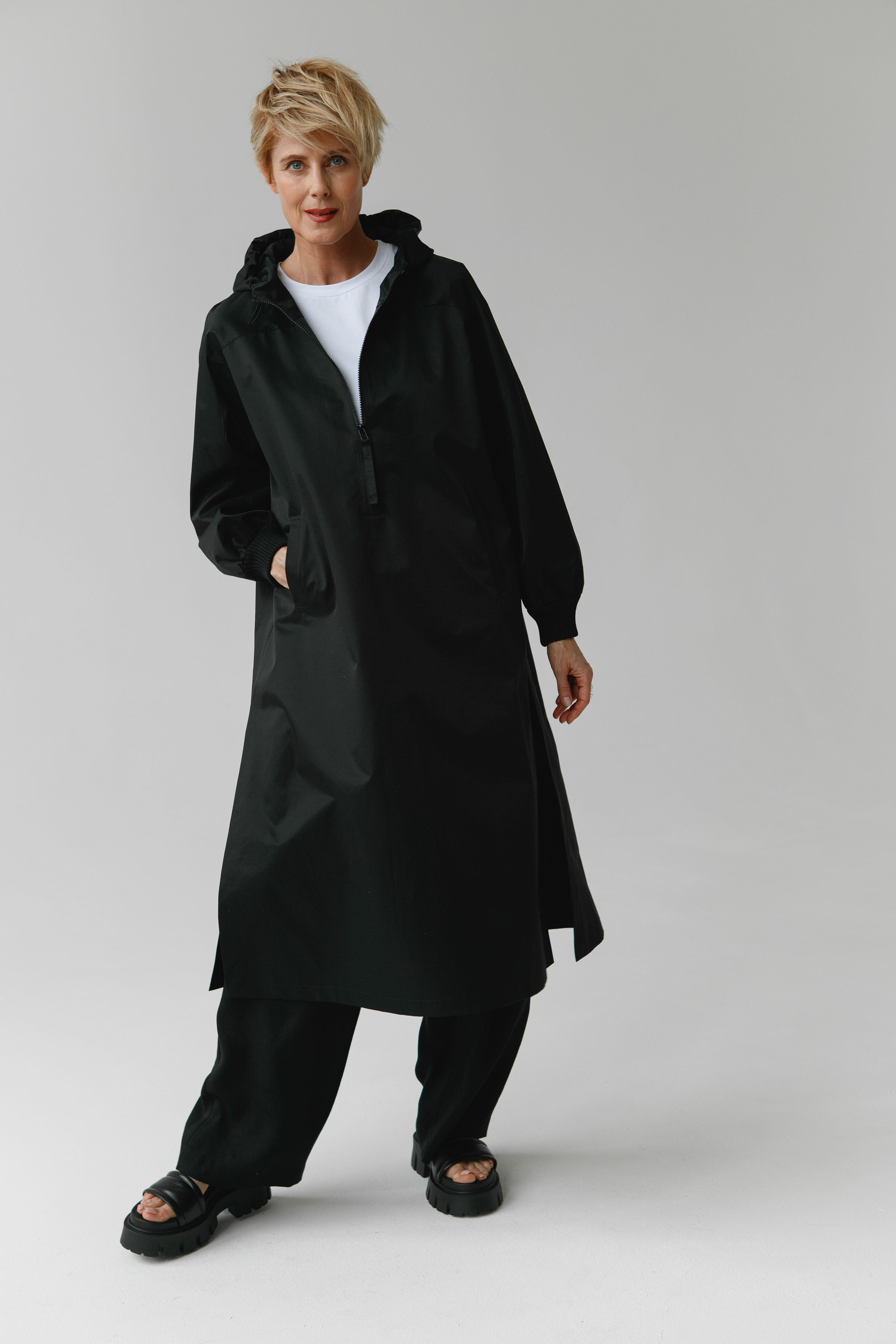 Платье С капюшоном, Аутдор 00 Черный (noir) от Lesel (Лесель)! Заказывайте по ✆ 8 (800) 777 02 37