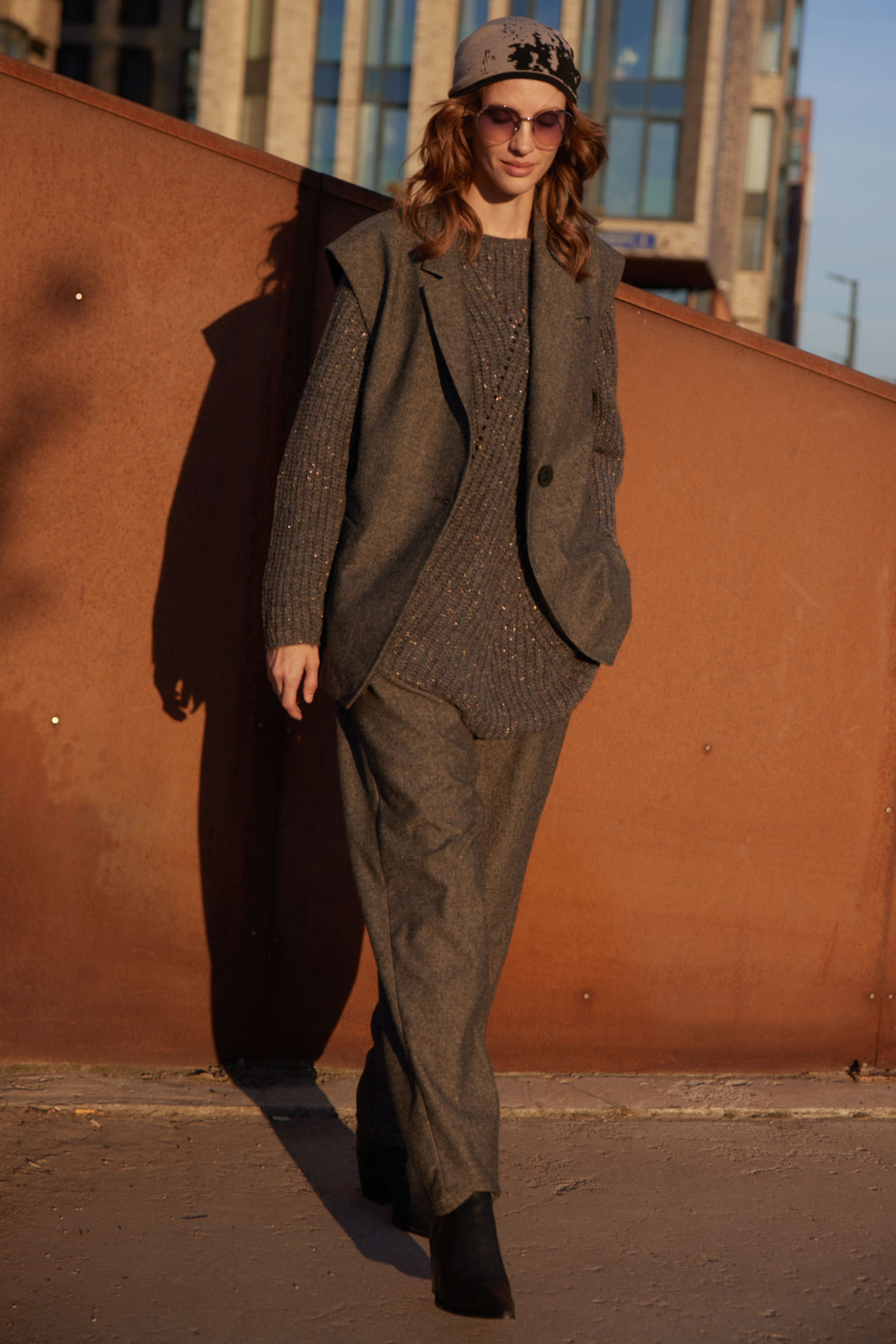 Брюки Бананы, твид  от Lesel (Лесель)! Заказывайте по ✆ 8 (800) 777 02 37