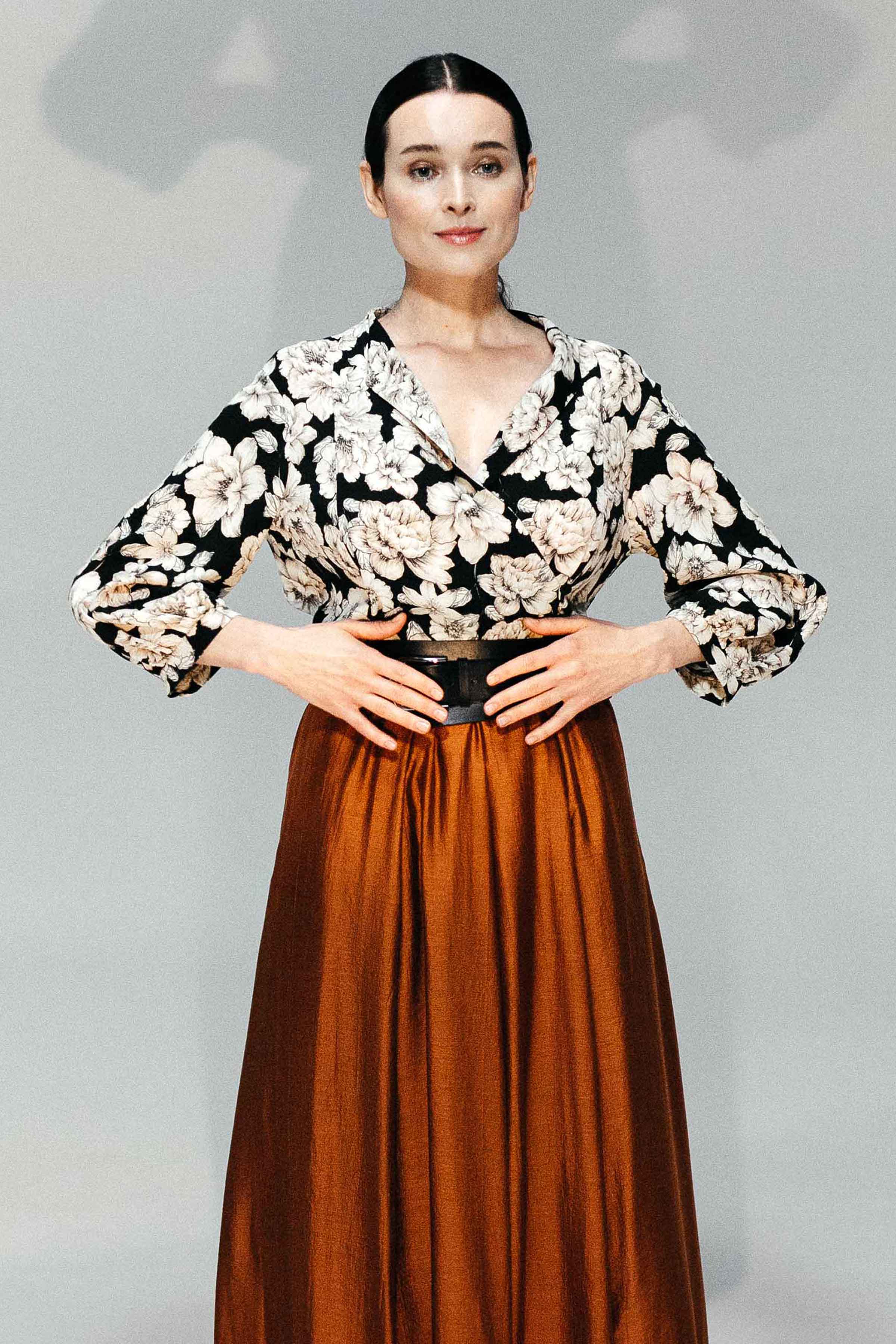 Блуза Флора с широкими рукавами  от Lesel (Лесель)! Заказывайте по ✆ 8 (800) 777 02 37