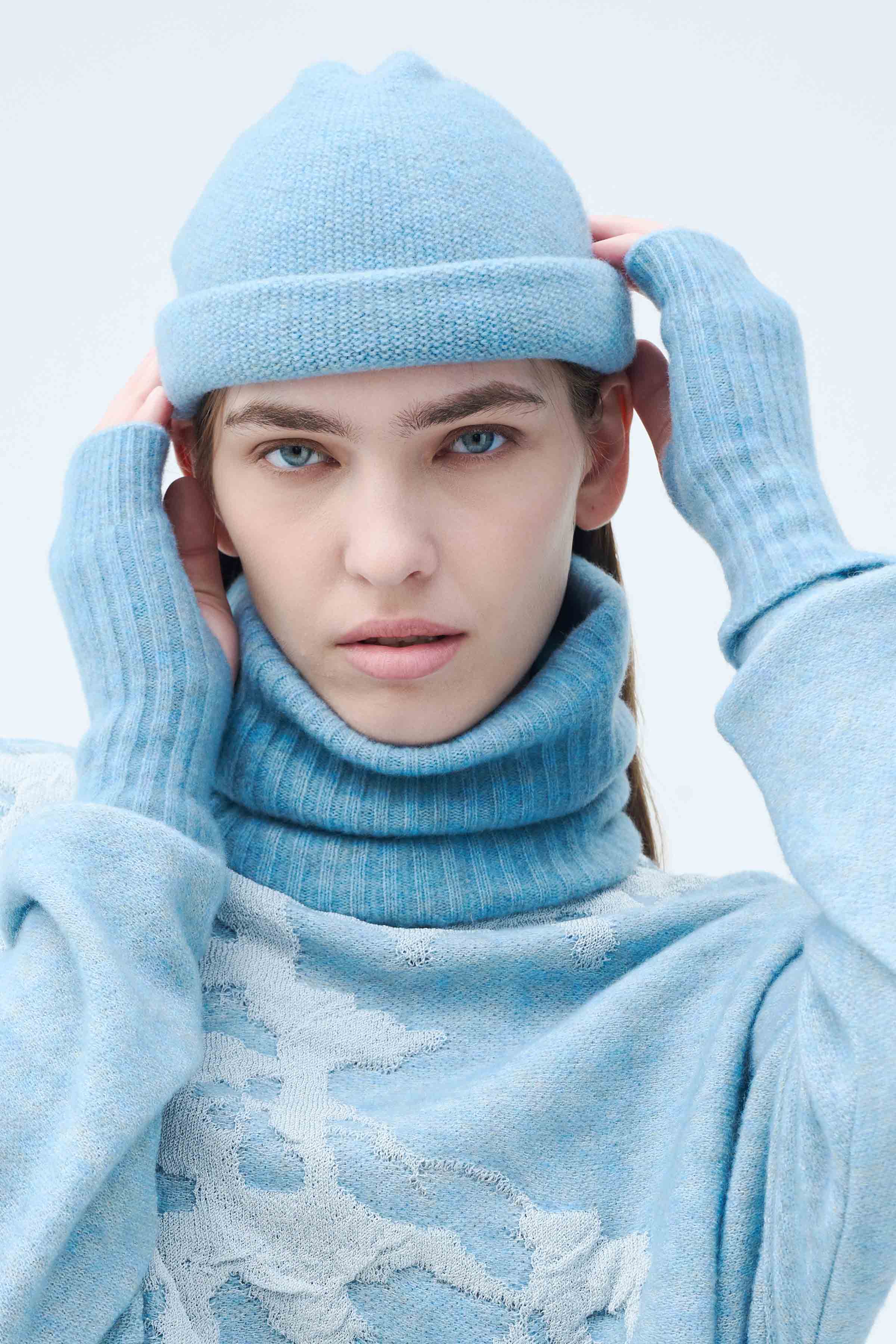 Митенки 34 Голубой лед (glace bleue) от Lesel (Лесель)! Заказывайте по ✆ 8 (800) 777 02 37