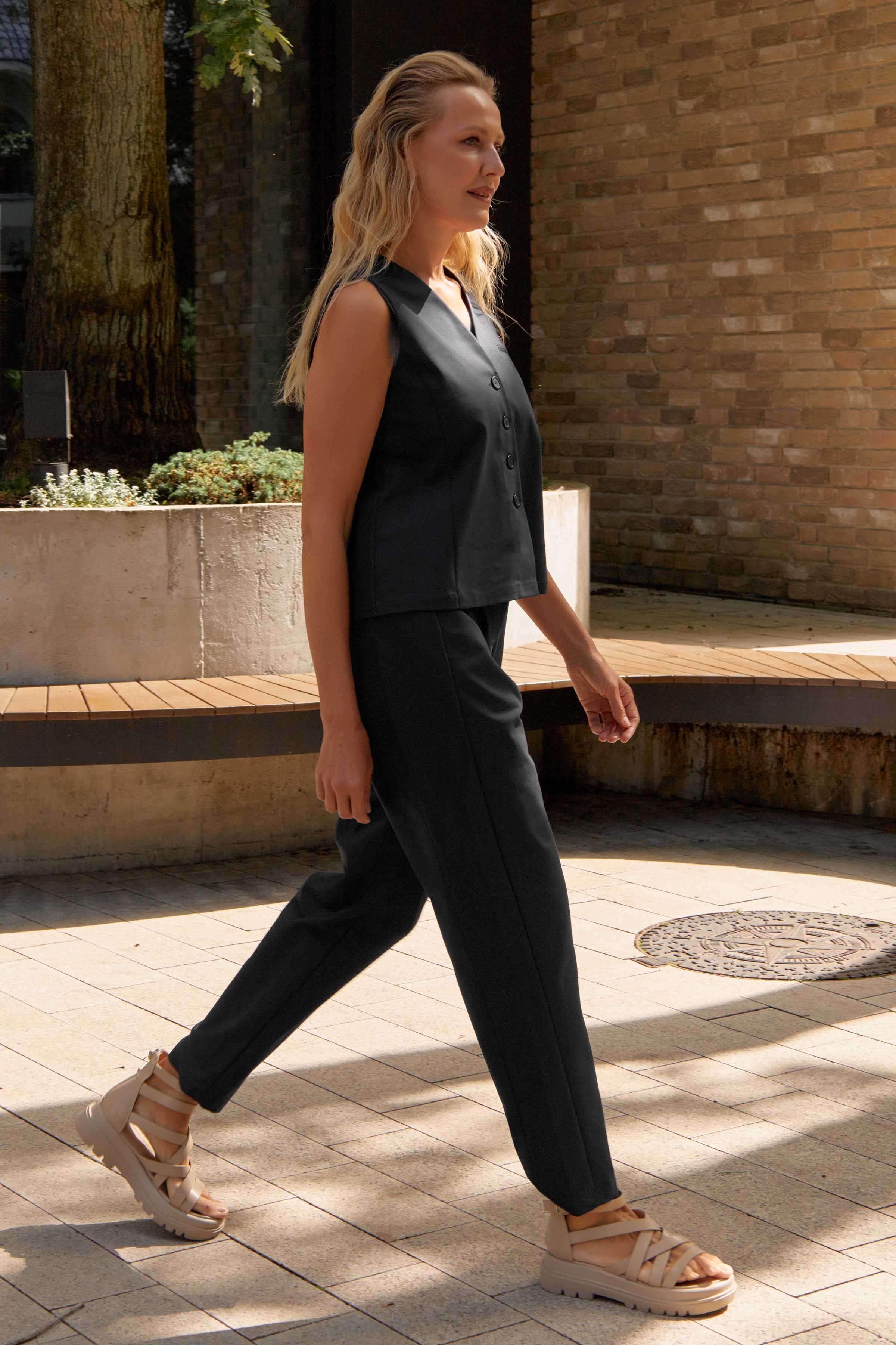 Брюки Узкие бананы, эластичный хлопок  от Lesel (Лесель)! Заказывайте по ✆ 8 (800) 777 02 37