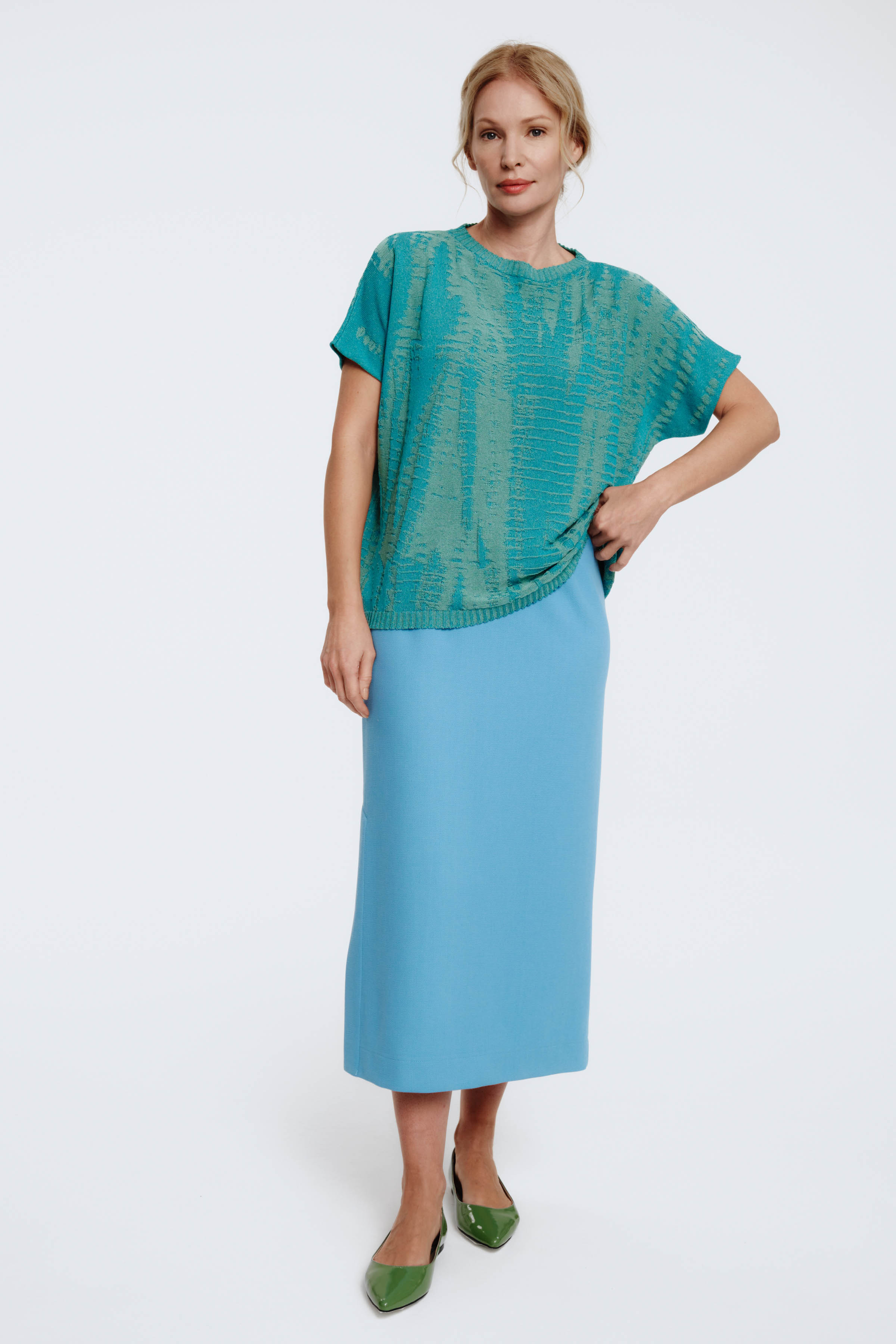 Джемпер с коротким рукавом Гофре  от Lesel (Лесель)! Заказывайте по ✆ 8 (800) 777 02 37