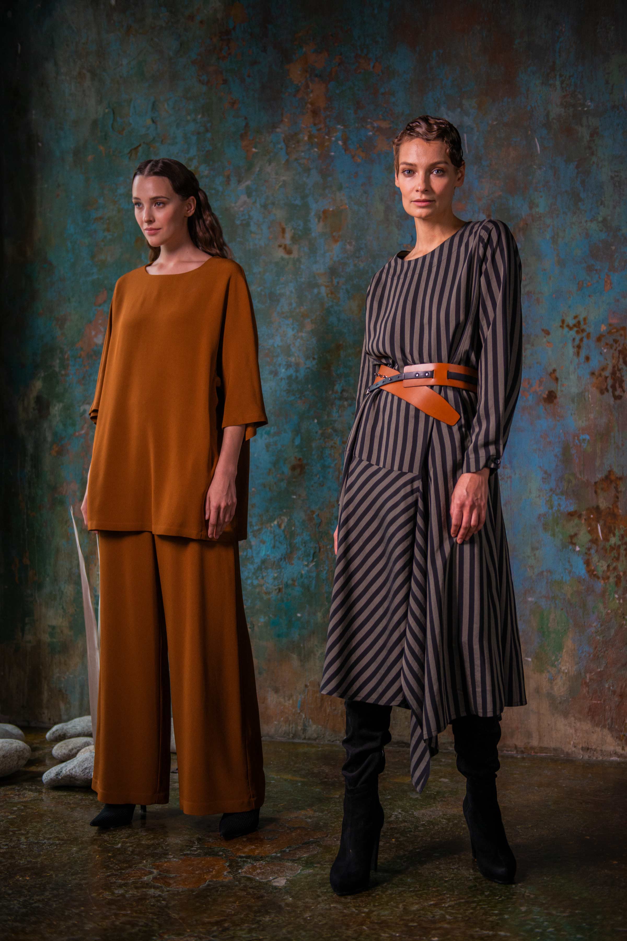 Платье среднее Асимметрия, полоска 90 В полоску (striped) от Lesel (Лесель)! Заказывайте по ✆ 8 (800) 777 02 37
