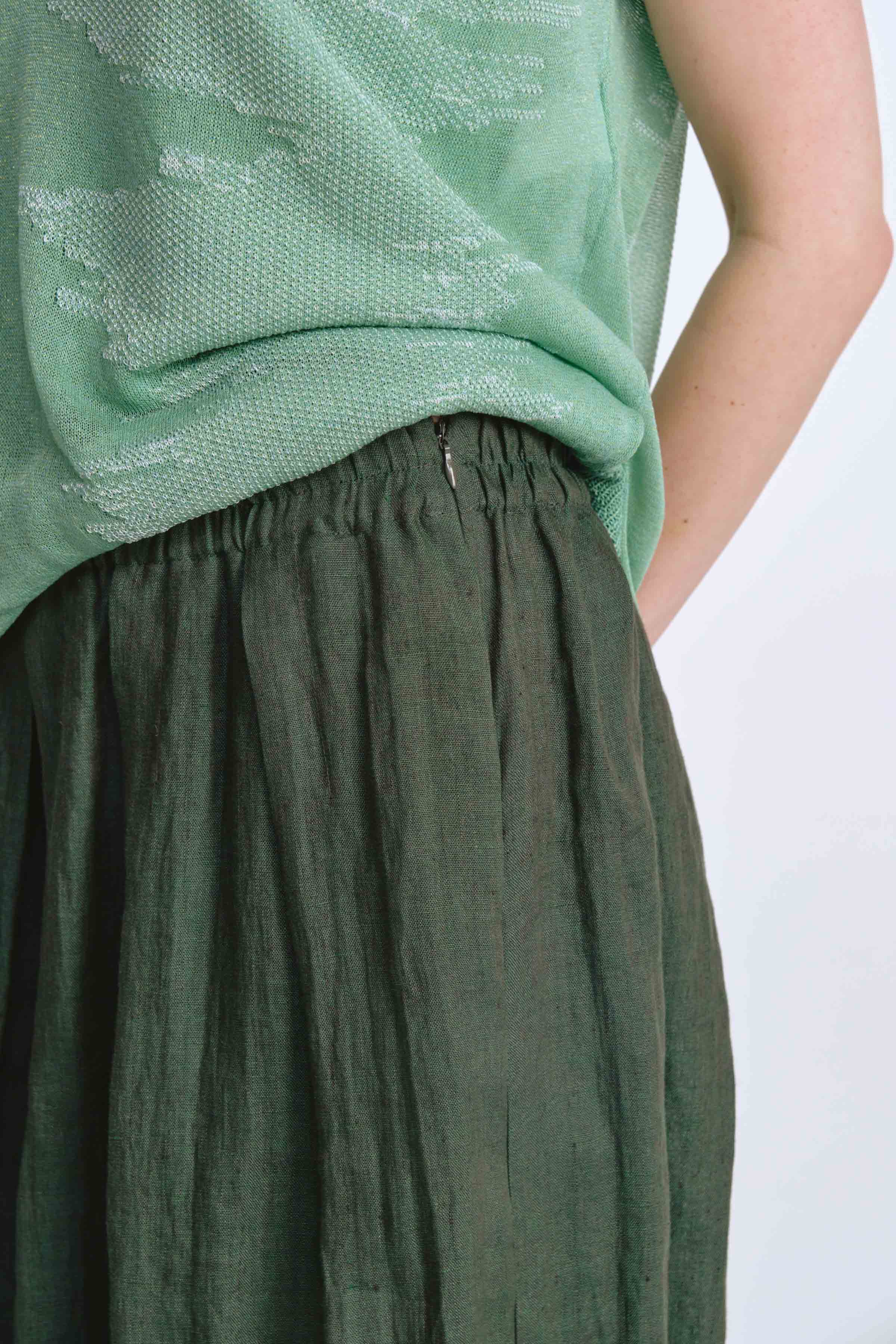 Юбка-брюки с широкими защипами 64 Эвкалипт (eucalyptus) от Lesel (Лесель)! Заказывайте по ✆ 8 (800) 777 02 37