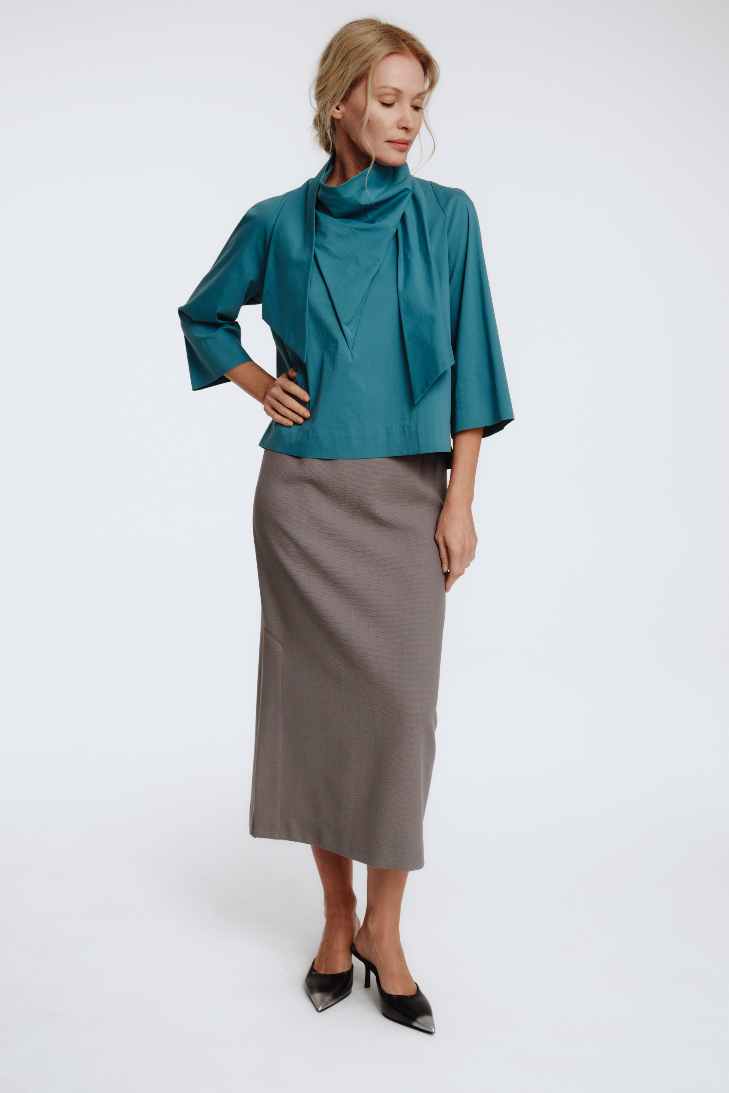 Блуза с воротником Качели  от Lesel (Лесель)! Заказывайте по ✆ 8 (800) 777 02 37