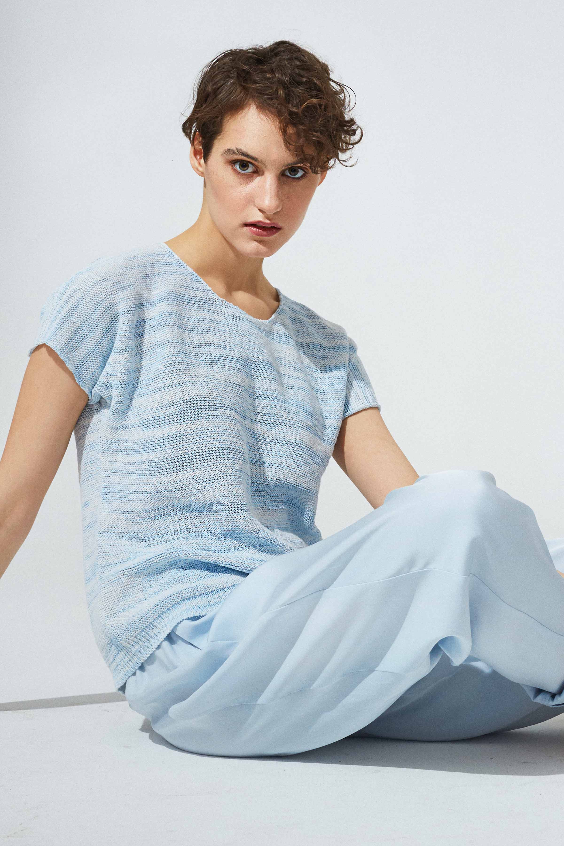 Топ «Песок» 34 Голубой лед (glace bleue) от Lesel (Лесель)! Заказывайте по ✆ 8 (800) 777 02 37