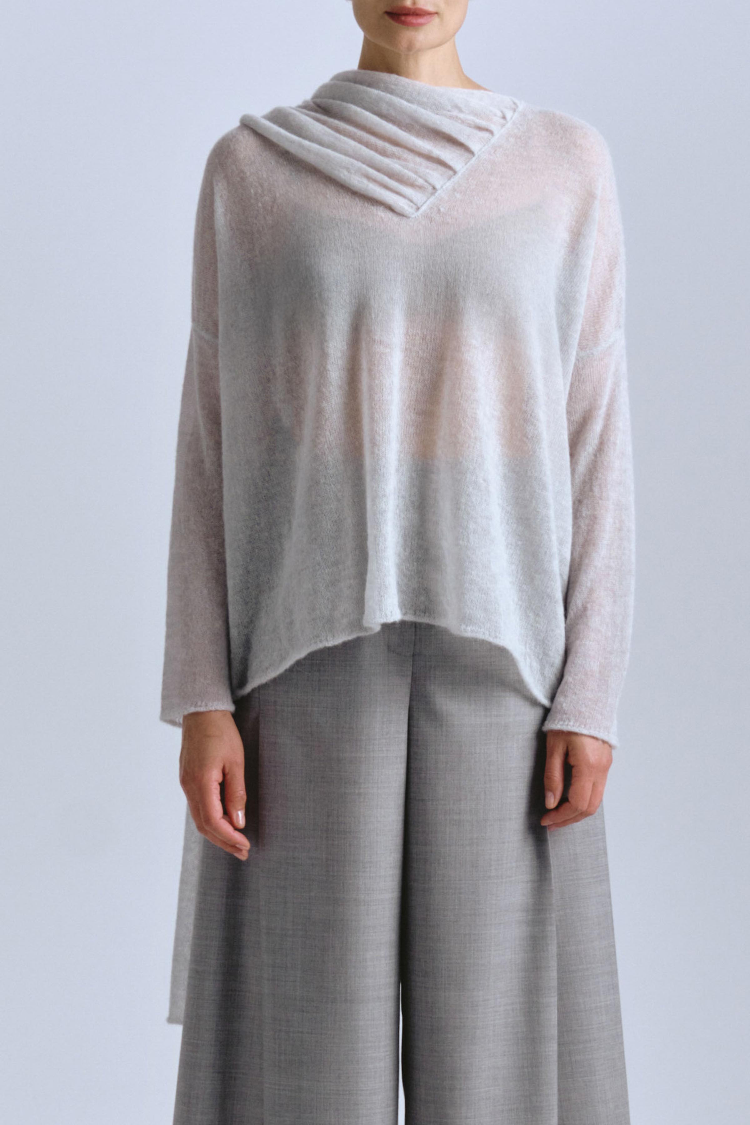 Джемпер Шарф  от Lesel (Лесель)! Заказывайте по ✆ 8 (800) 777 02 37