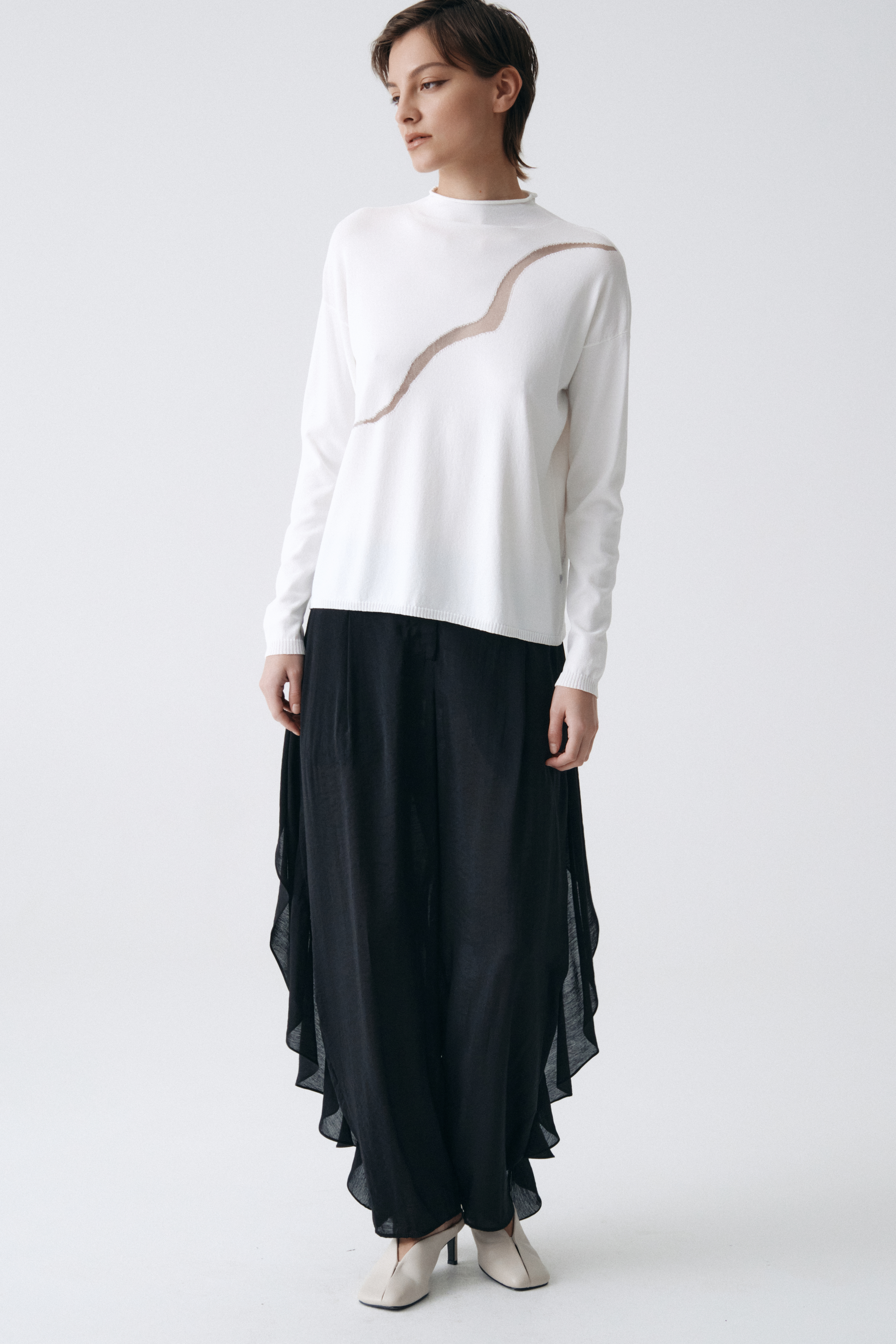 Брюки прозрачные с воланами  от Lesel (Лесель)! Заказывайте по ✆ 8 (800) 777 02 37