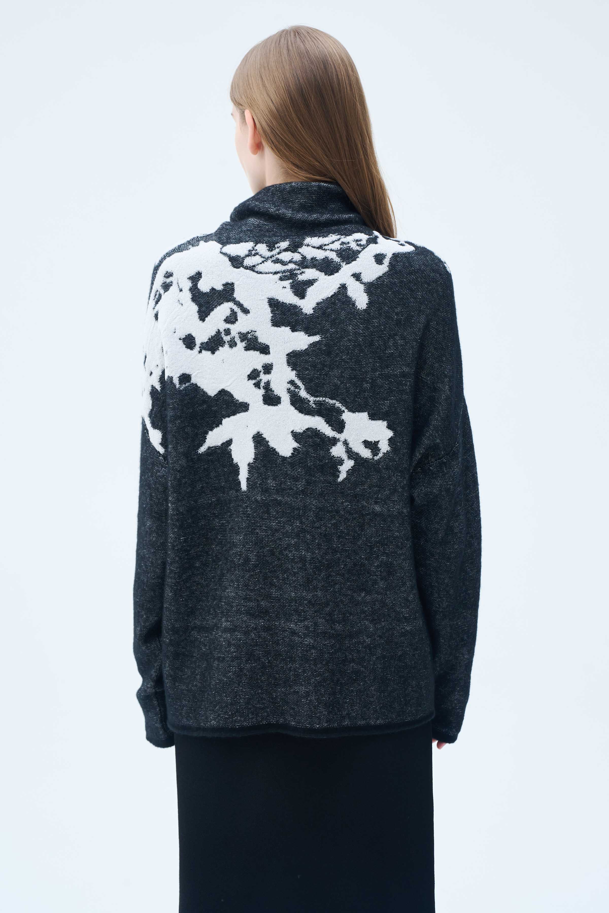 Джемпер Сквозь листву