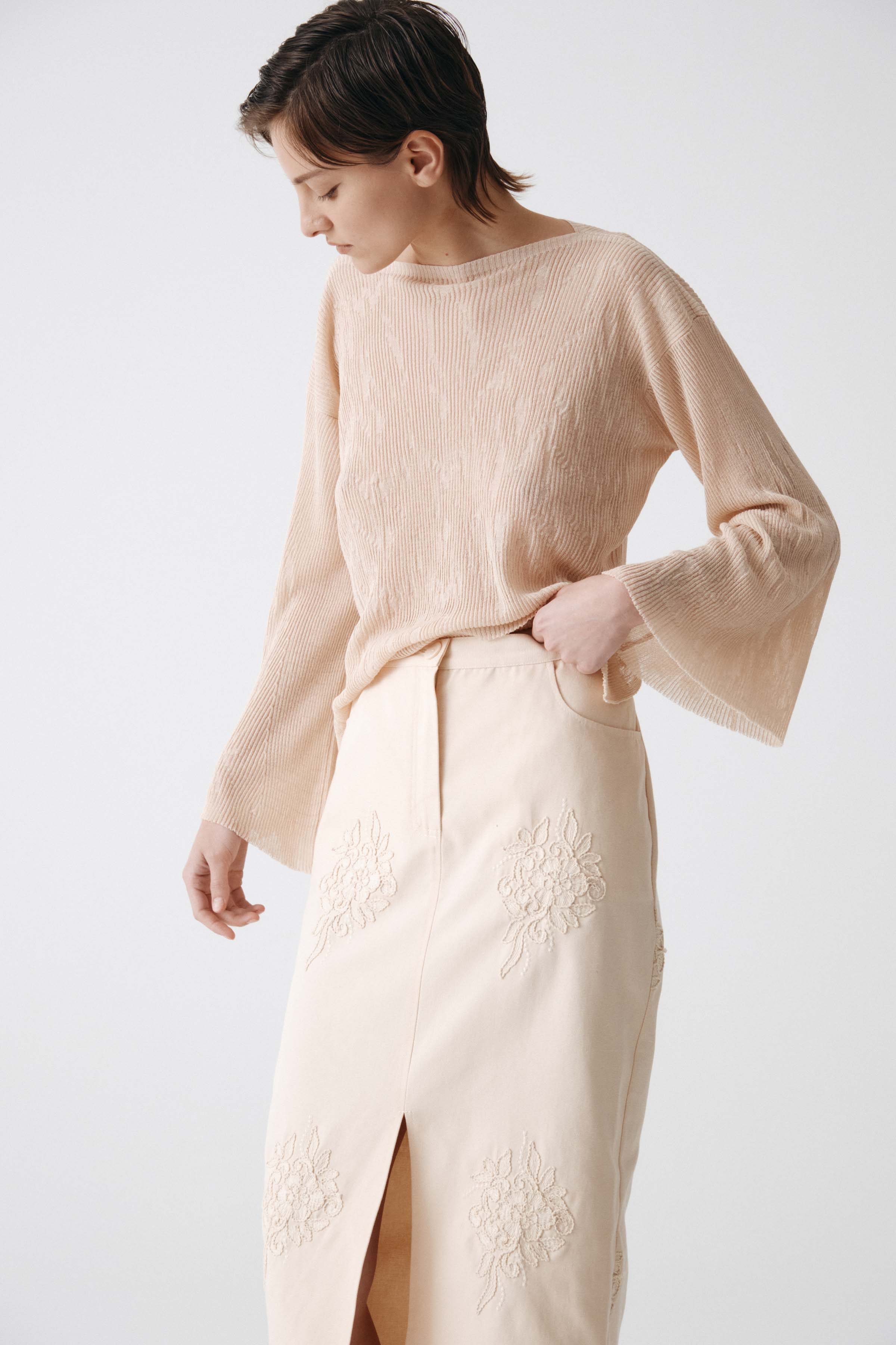 Джемпер с длинным рукавом Прозрачный  от Lesel (Лесель)! Заказывайте по ✆ 8 (800) 777 02 37