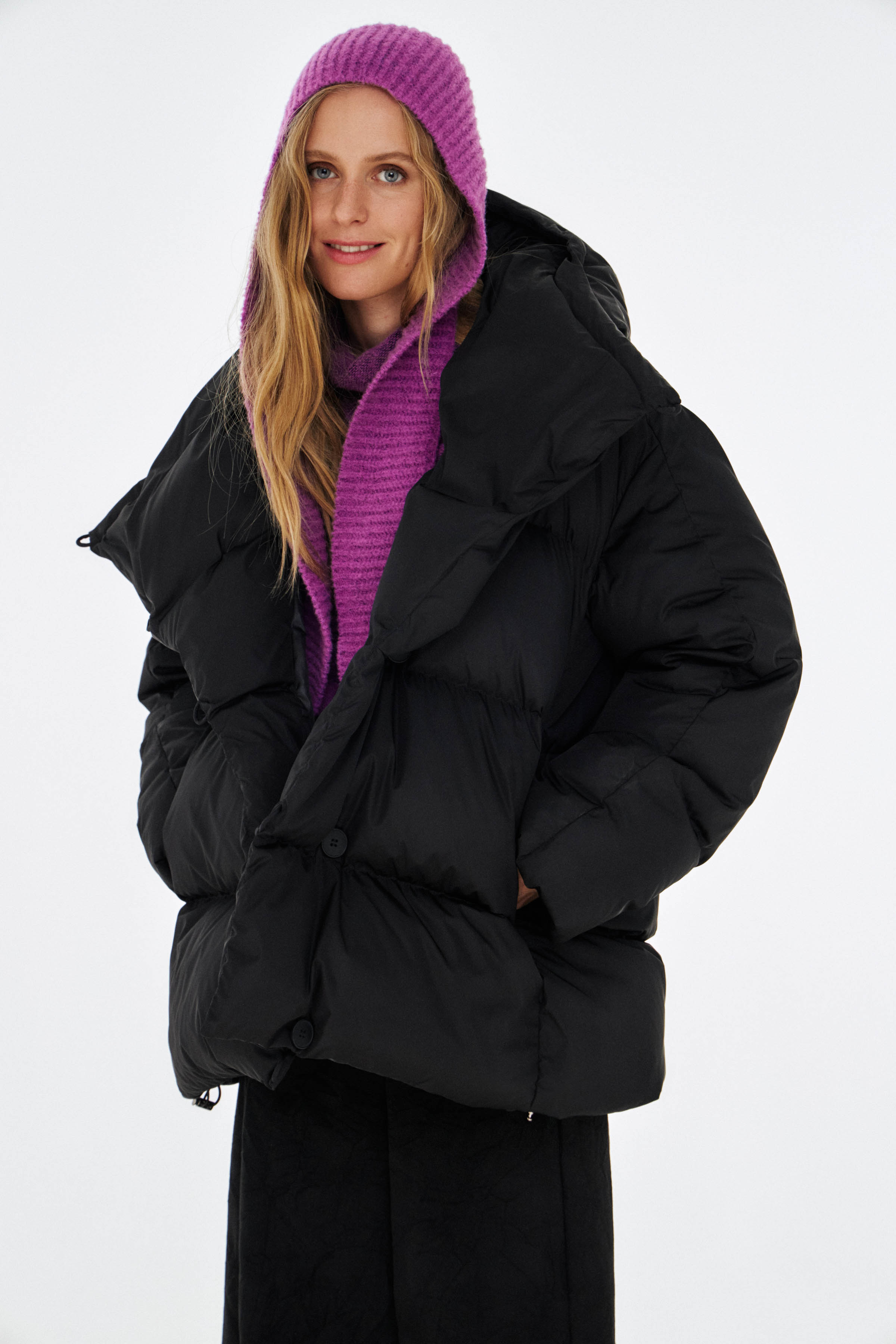 Куртка пуховая с навесными петлями 66 Ярко-зеленый (verf clair), 23 Красный (rouge), 10 Серый (grise), 43 Цикламен (cyclamen), 00 Черный (noir) от Lesel (Лесель)! Заказывайте по ✆ 8 (800) 777 02 37