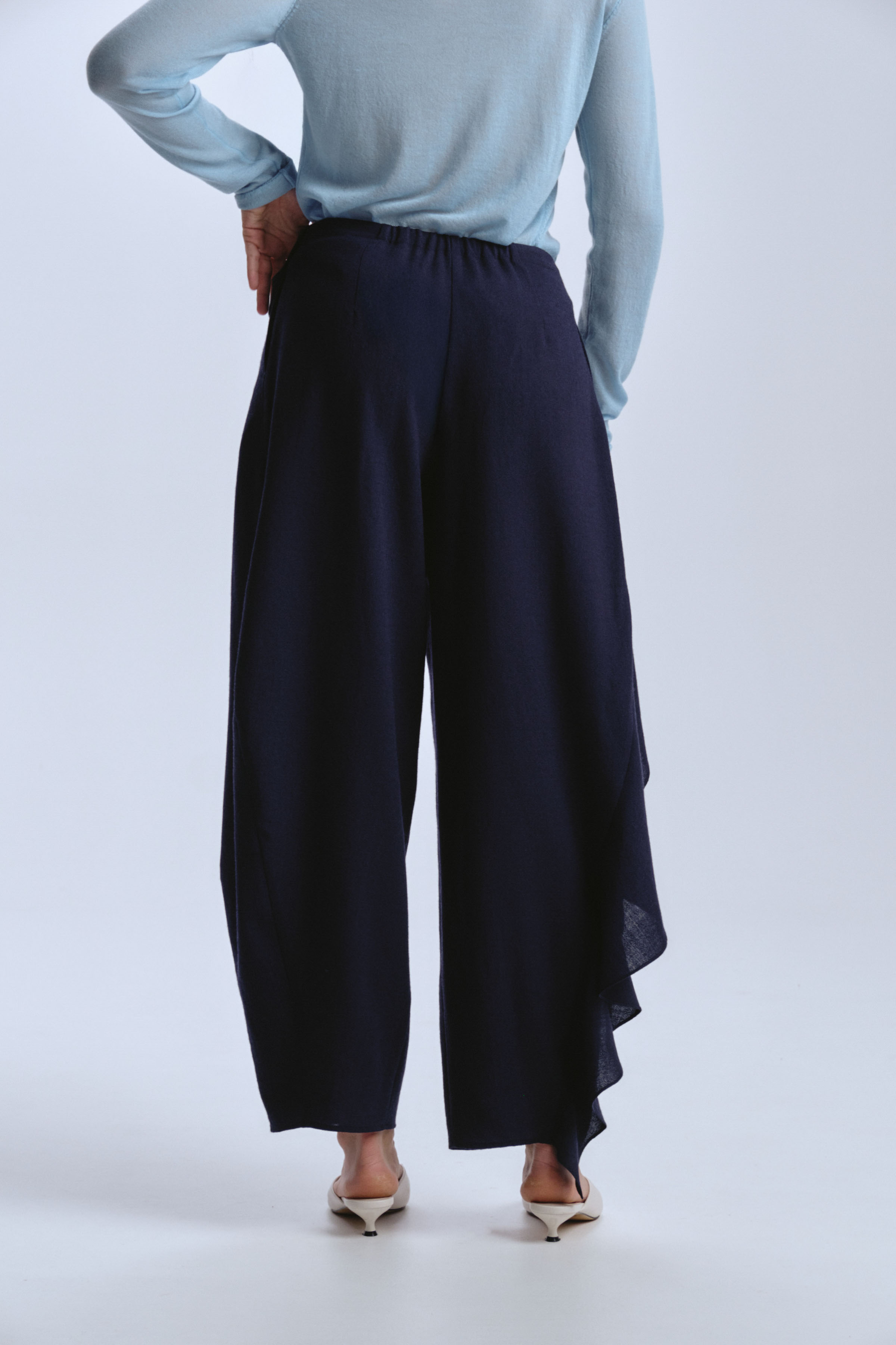 Брюки с воланом, тонкая шерсть  от Lesel (Лесель)! Заказывайте по ✆ 8 (800) 777 02 37