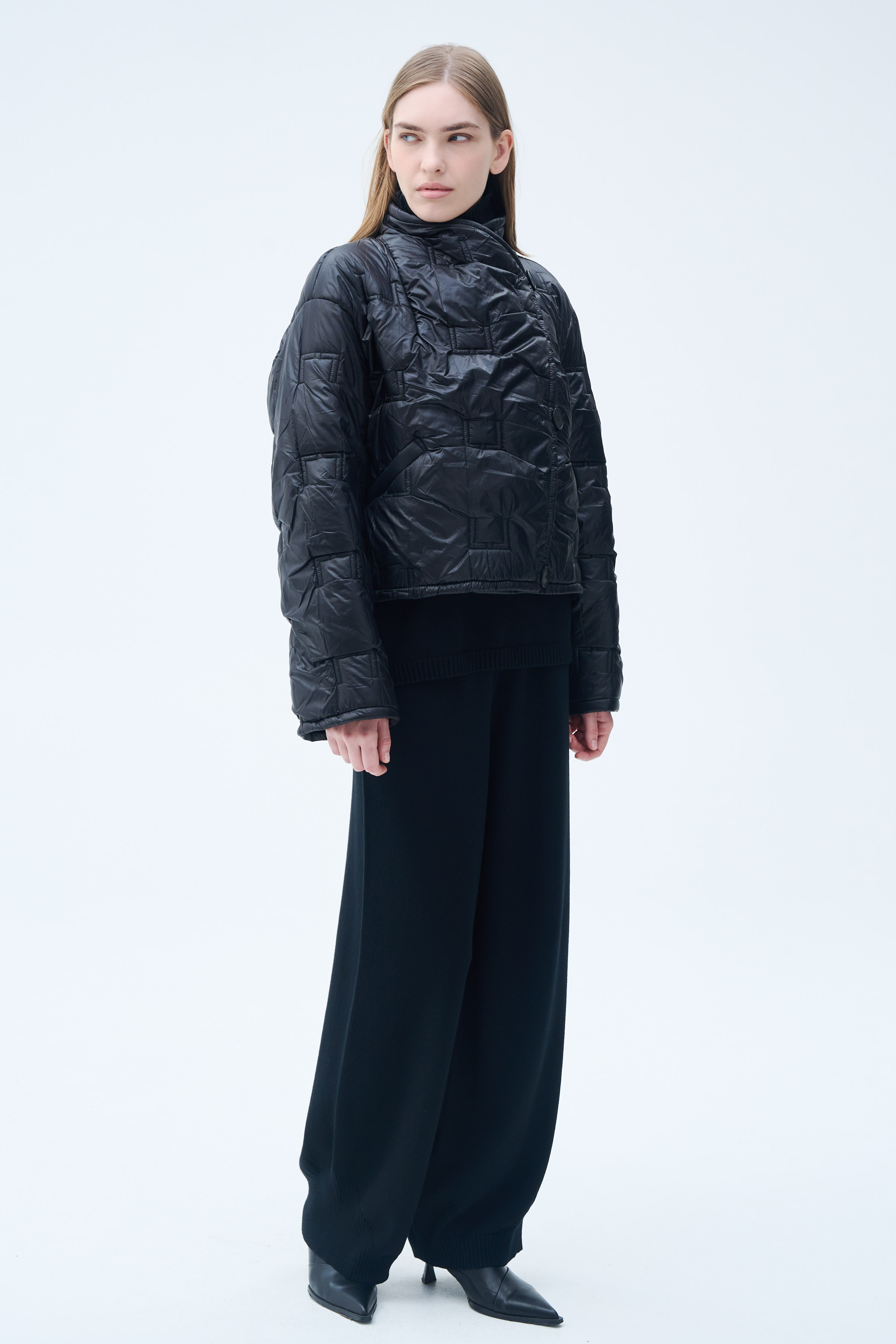 Куртка стежка лого, короткая 00 Черный (noir) от Lesel (Лесель)! Заказывайте по ✆ 8 (800) 777 02 37