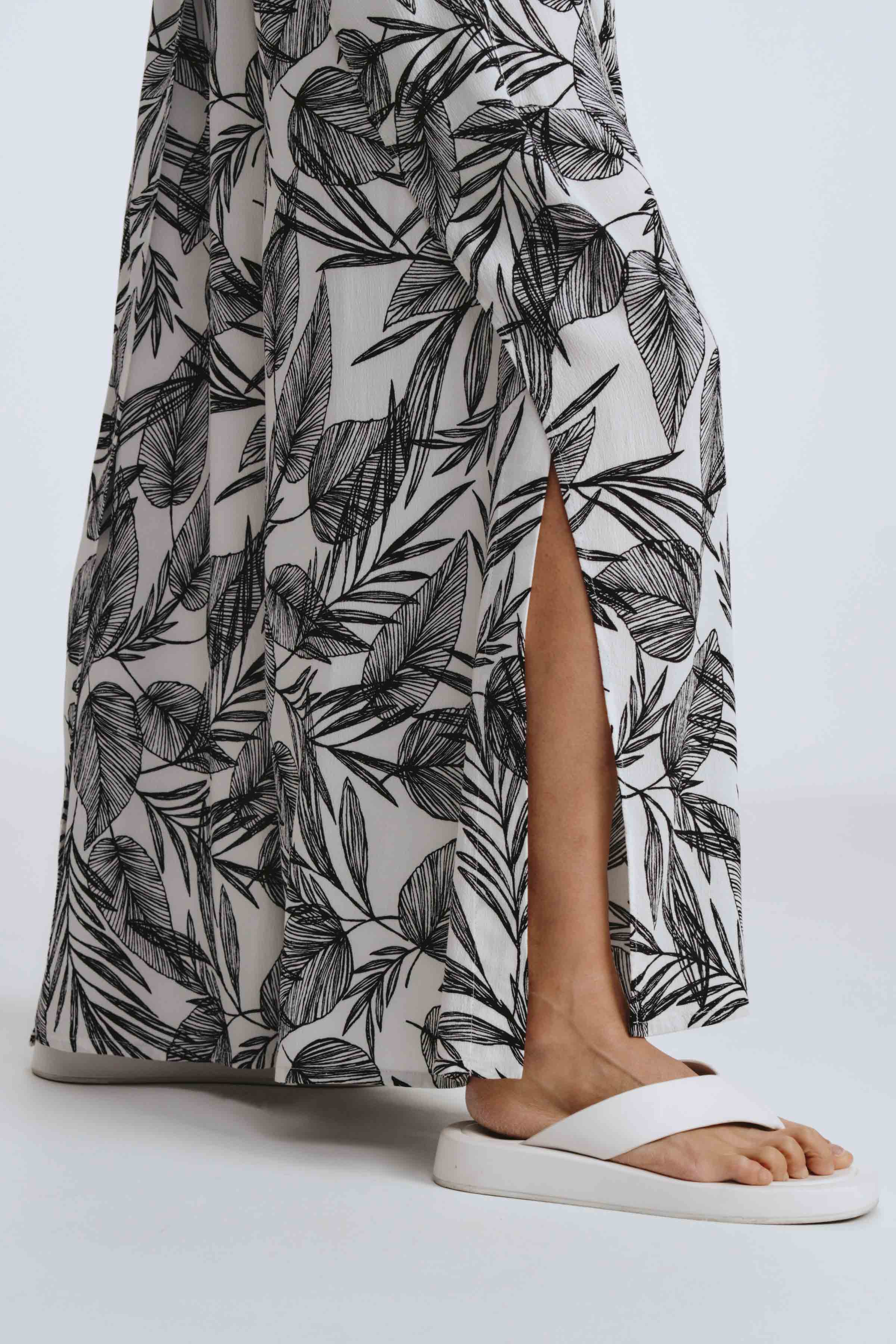 Комбинезон Листья с отлетными деталями 03 Кварц (quartz) от Lesel (Лесель)! Заказывайте по ✆ 8 (800) 777 02 37