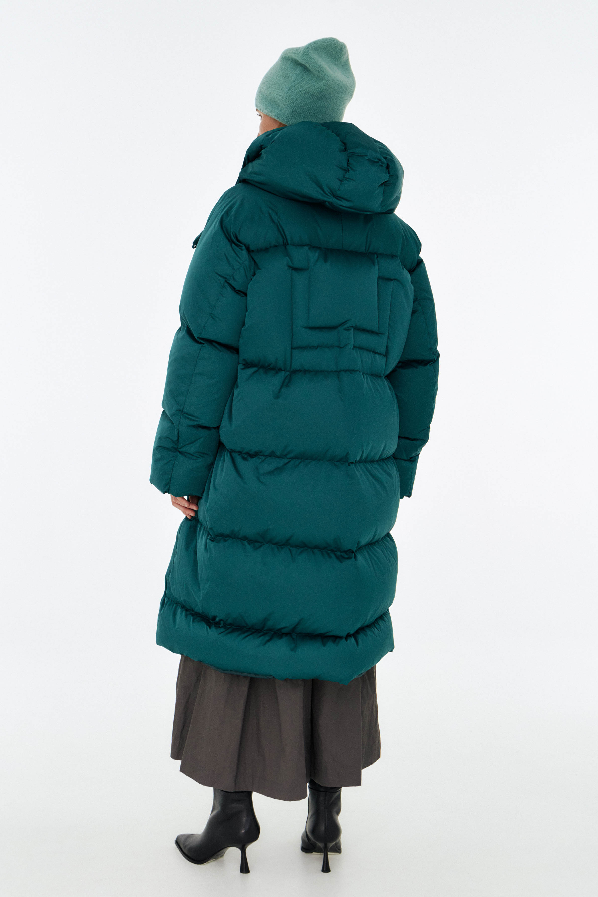 Пальто пуховое с навесными петлями 68 Изумруд (emeraude) от Lesel (Лесель)! Заказывайте по ✆ 8 (800) 777 02 37