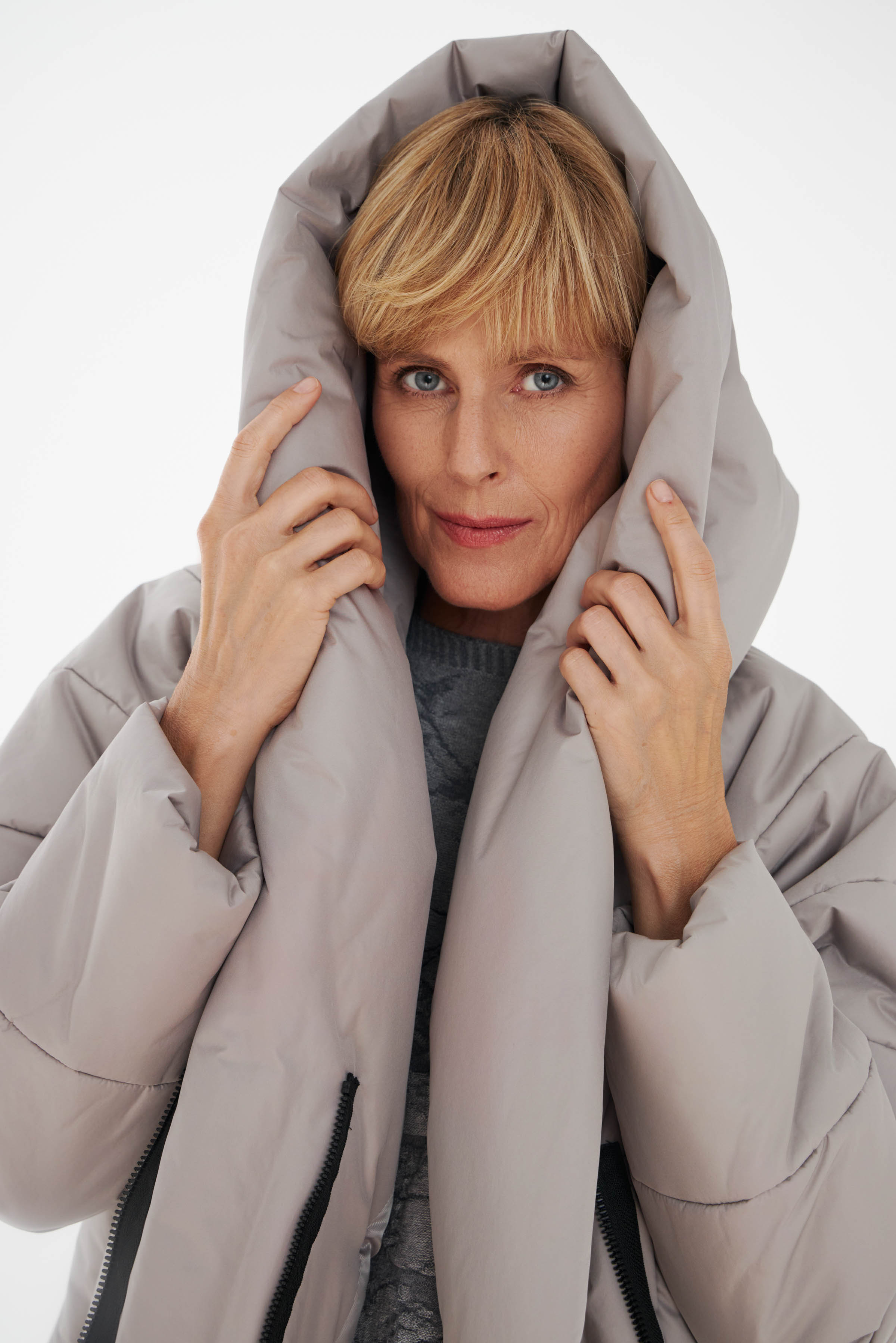 Куртка с диагональными швами 10 Серый (grise) от Lesel (Лесель)! Заказывайте по ✆ 8 (800) 777 02 37