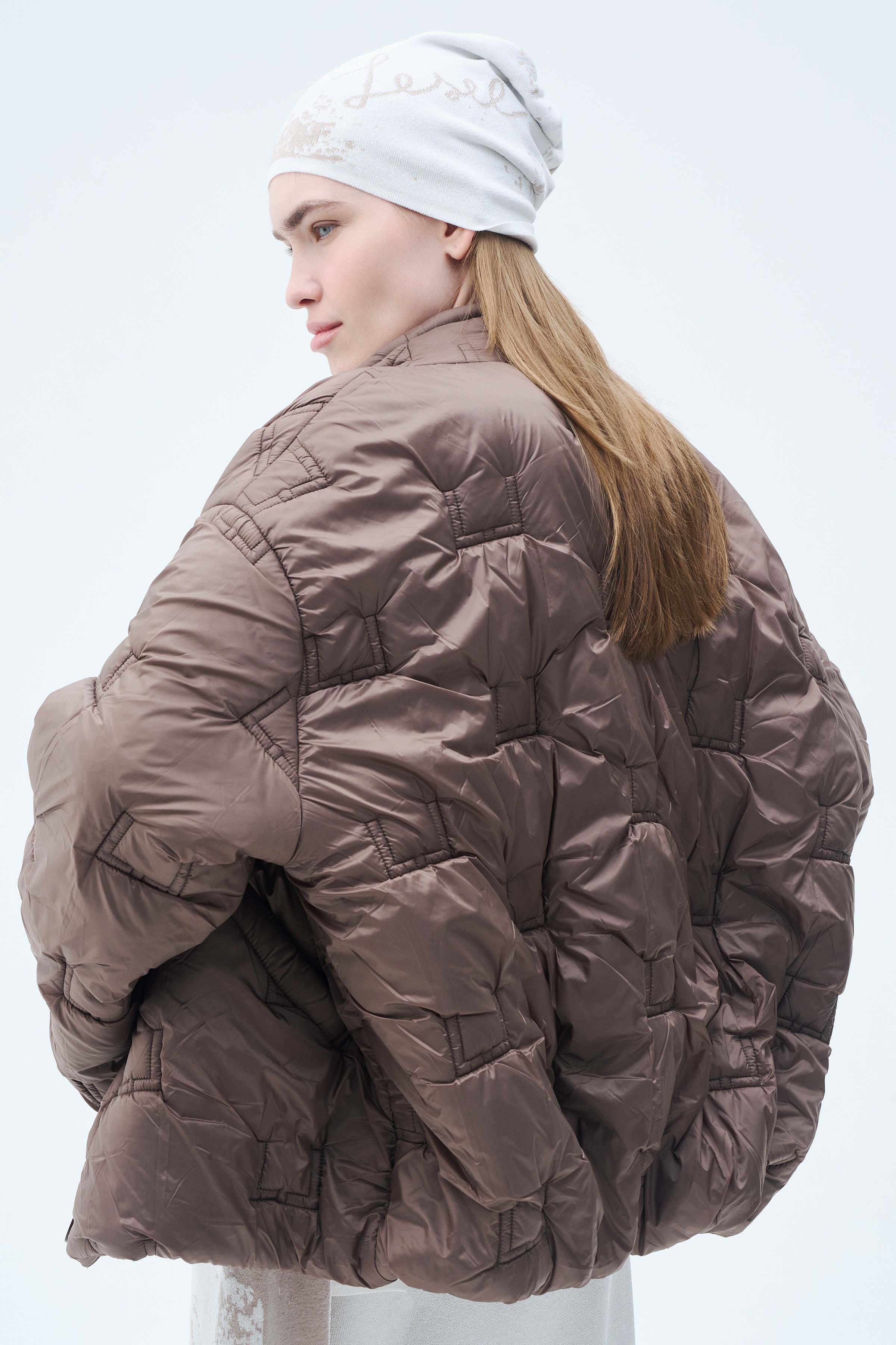 Куртка стежка лого, средняя 74 Тень (ombre) от Lesel (Лесель)! Заказывайте по ✆ 8 (800) 777 02 37