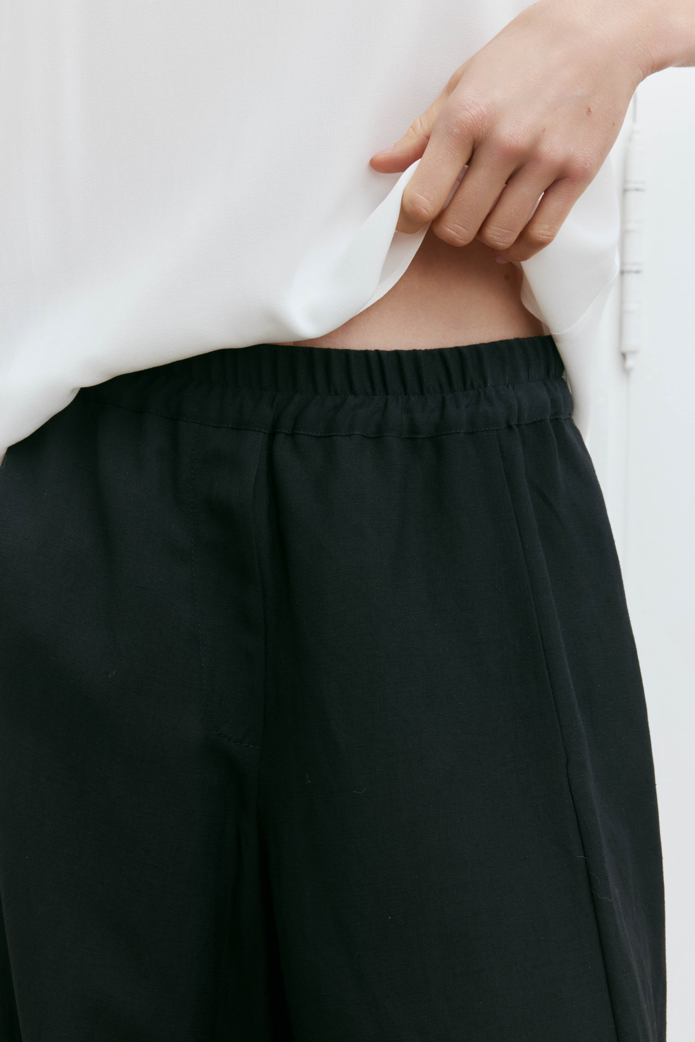 Брюки свободные на резинке