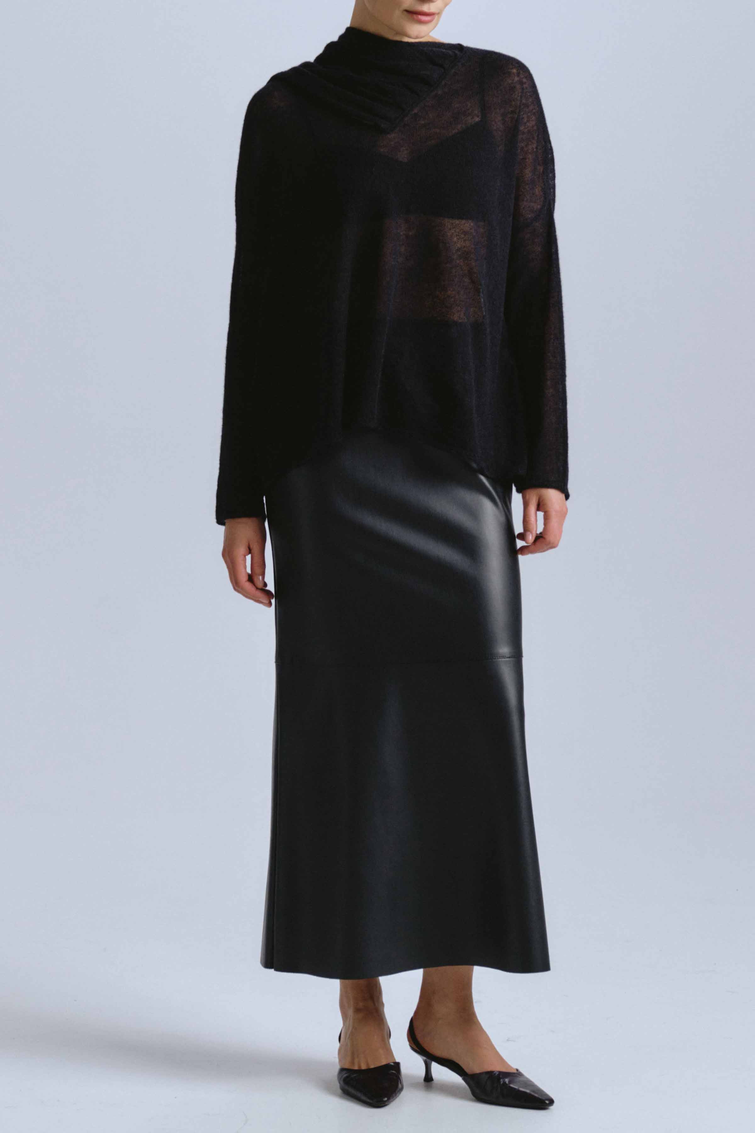 Юбка длинная узкая, кожа