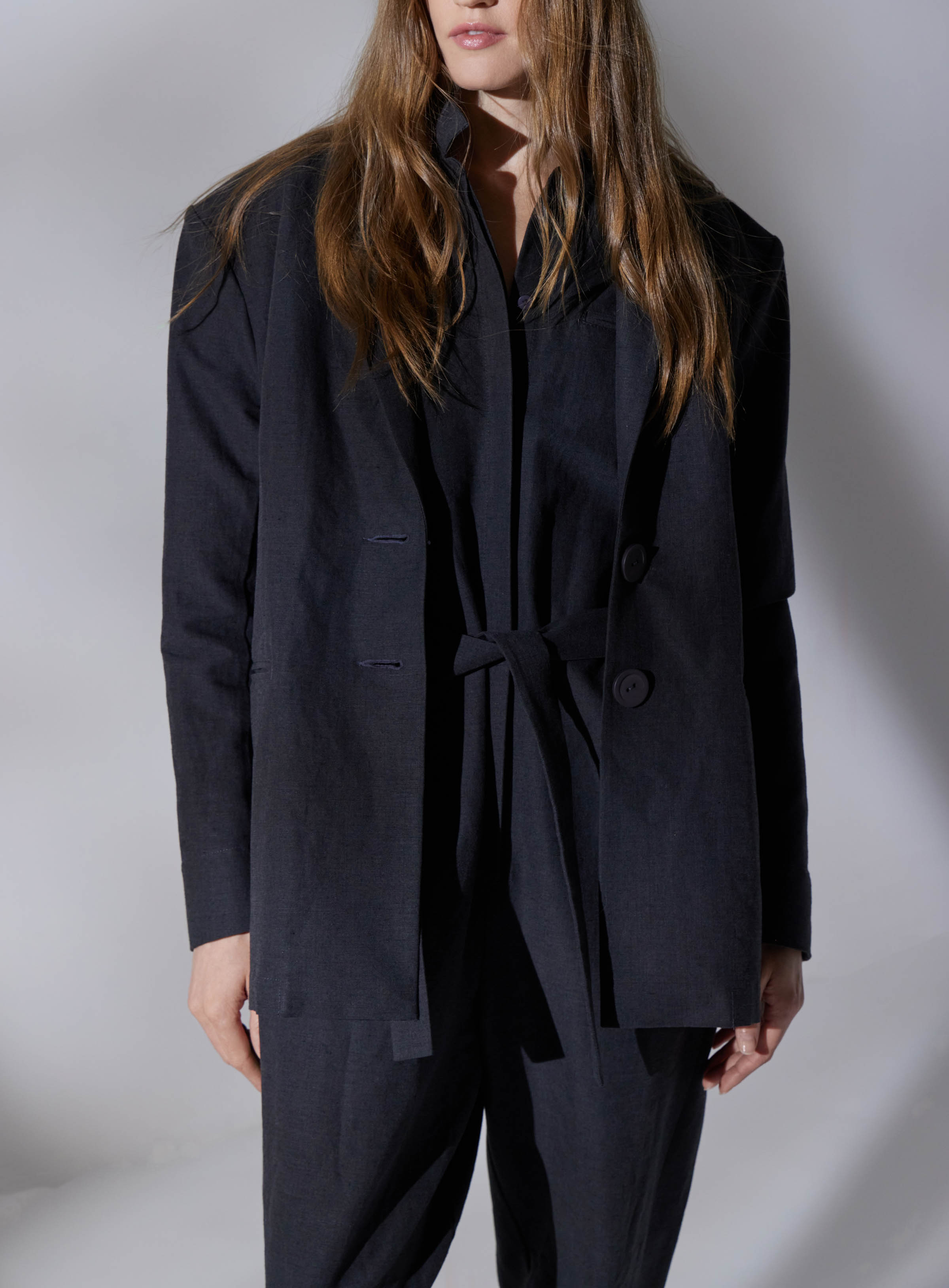 Жакет На 2 пуговицы 11 Антрацит (anthracite) от Lesel (Лесель)! Заказывайте по ✆ 8 (800) 777 02 37