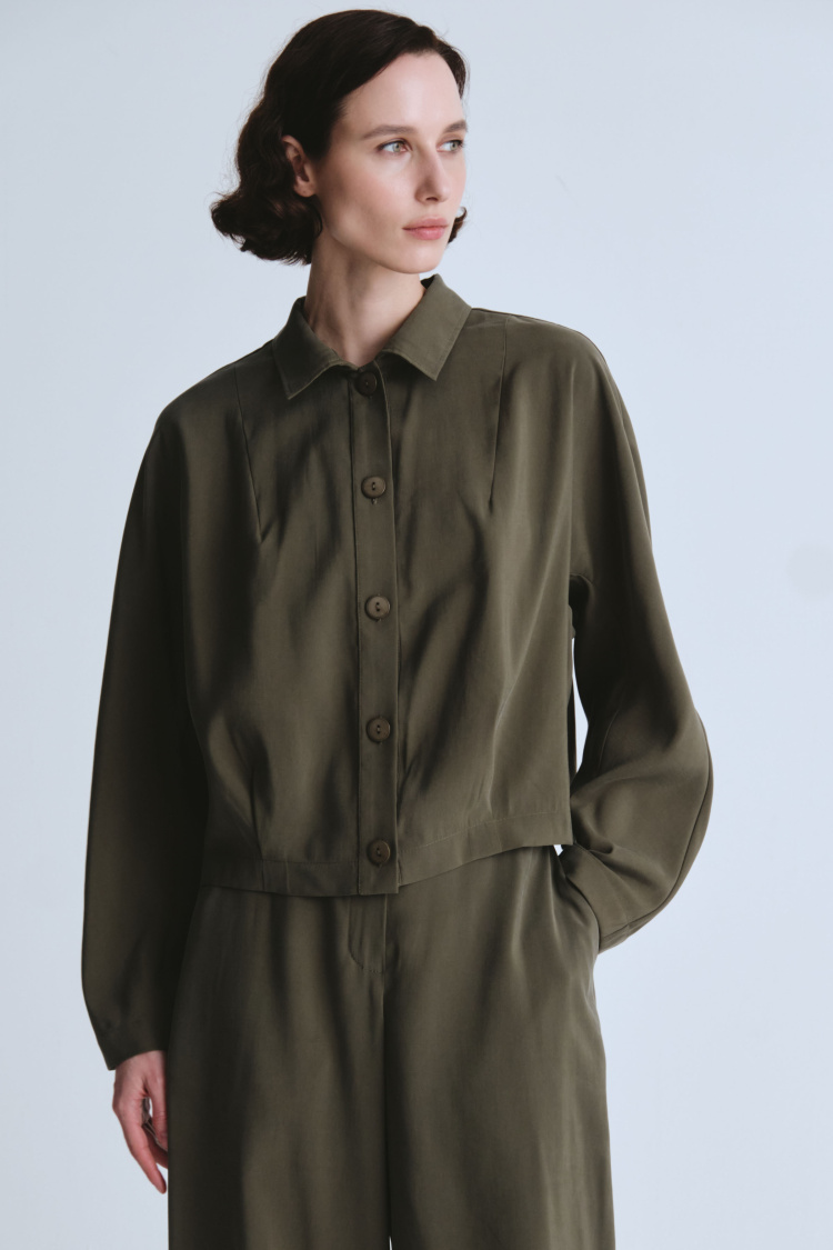 Жакет с фигурной ластовицей, тенсель