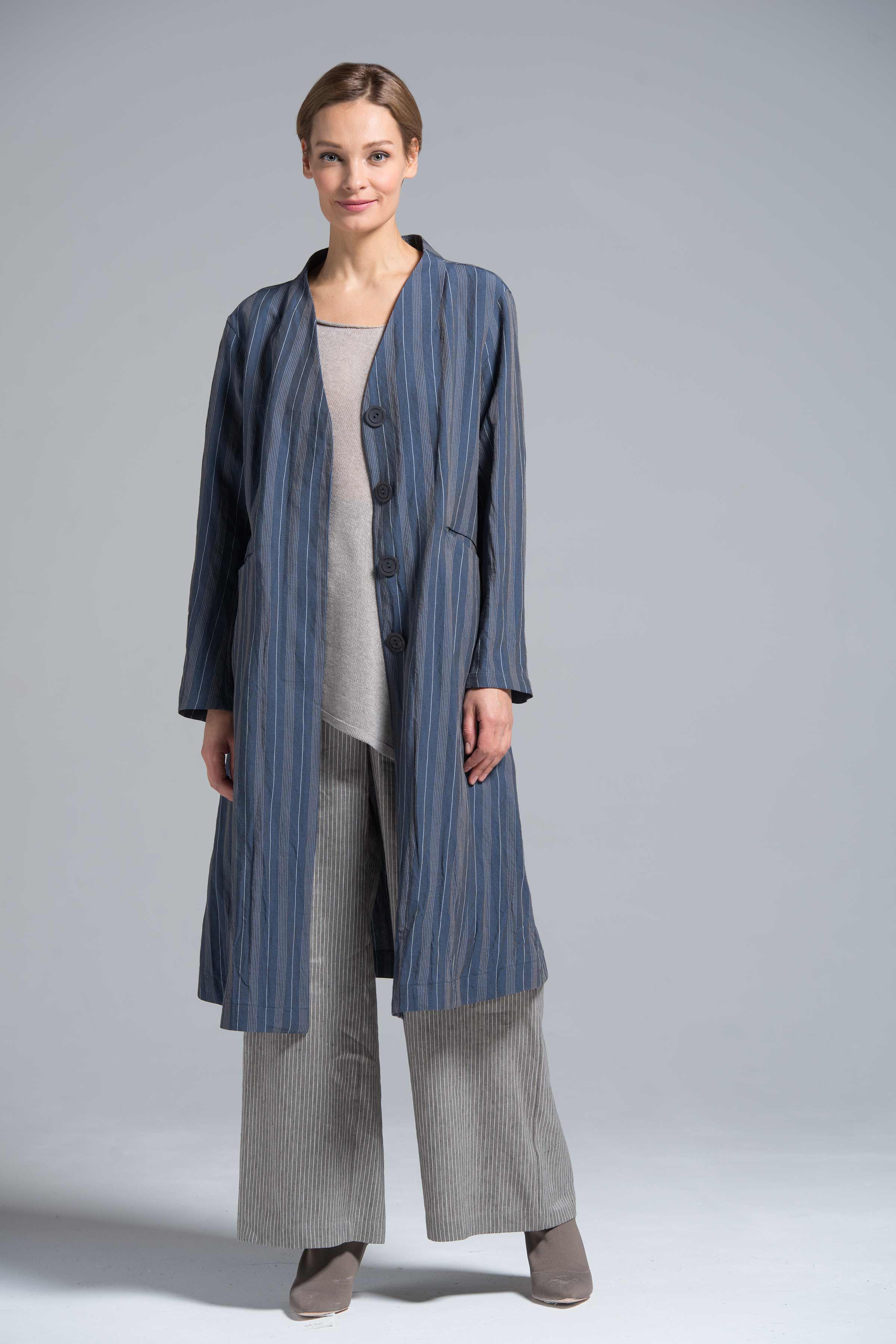 Сюртук удлинённый, лён-полосы 38 Джинсовый (denim) от Lesel (Лесель)! Заказывайте по ✆ 8 (800) 777 02 37