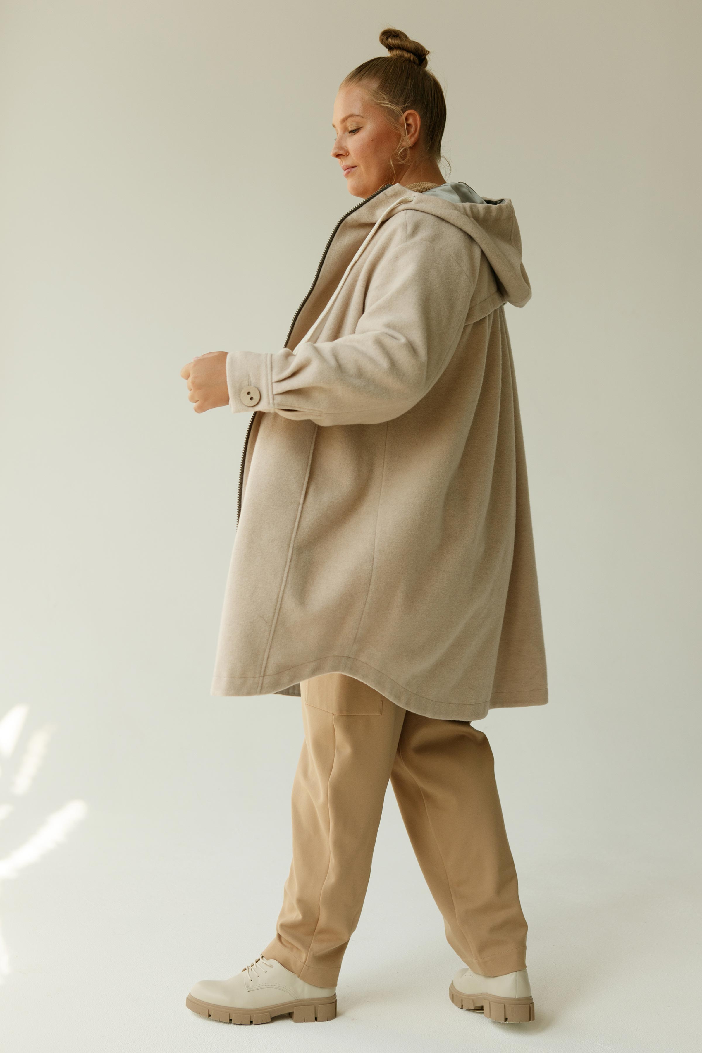 Пальто Рубашка с капюшоном светлое 06 Суфле (souffle) от Lesel (Лесель)! Заказывайте по ✆ 8 (800) 777 02 37