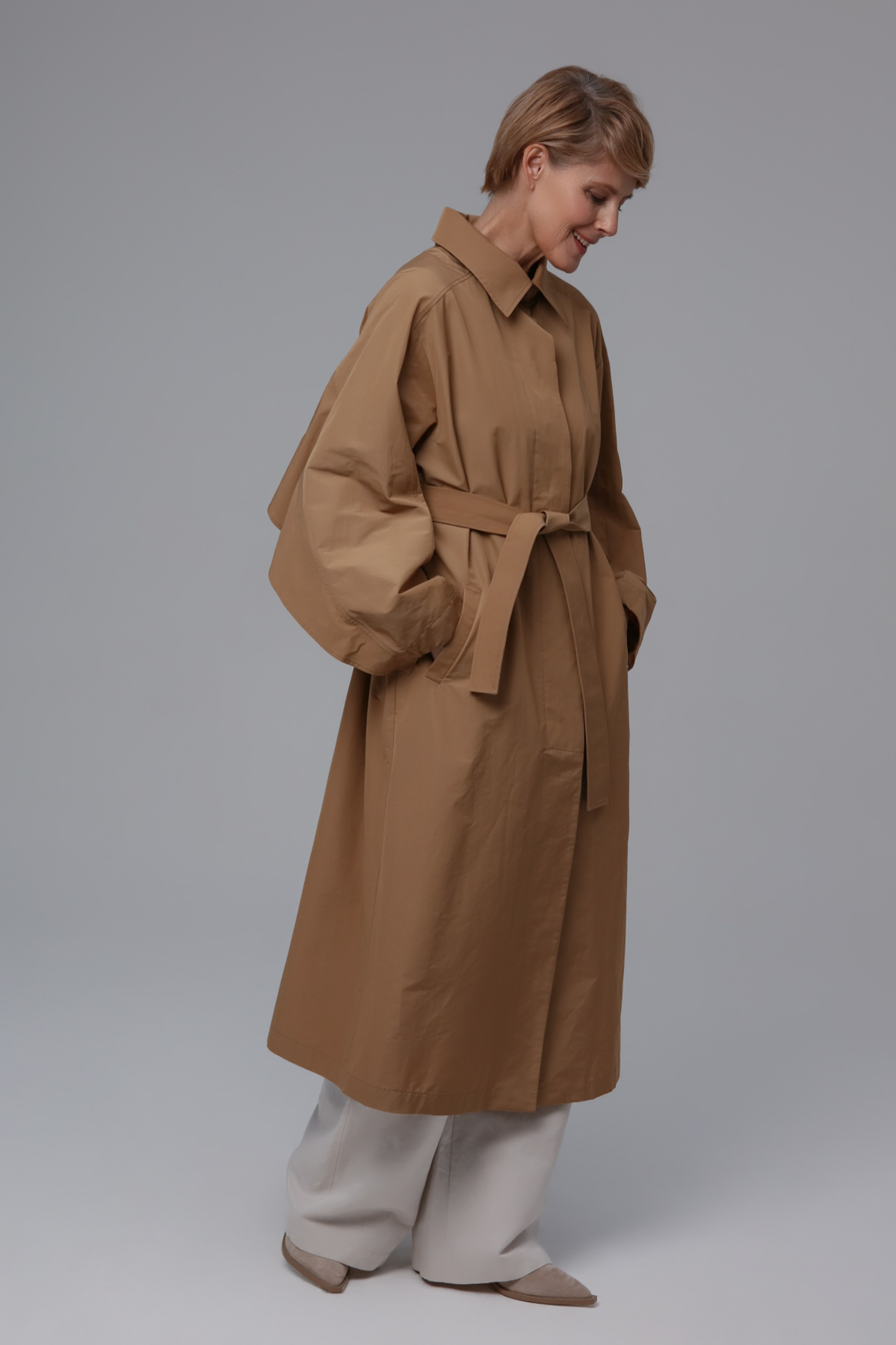 Тренч прямой Крылатый 09 Крем-брюле (creme-brjule) от Lesel (Лесель)! Заказывайте по ✆ 8 (800) 777 02 37