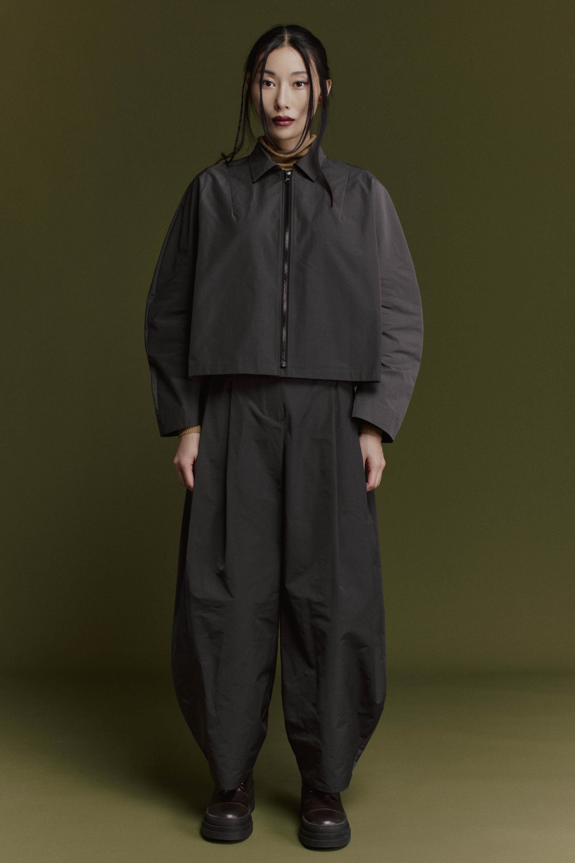 Брюки ромб со складками