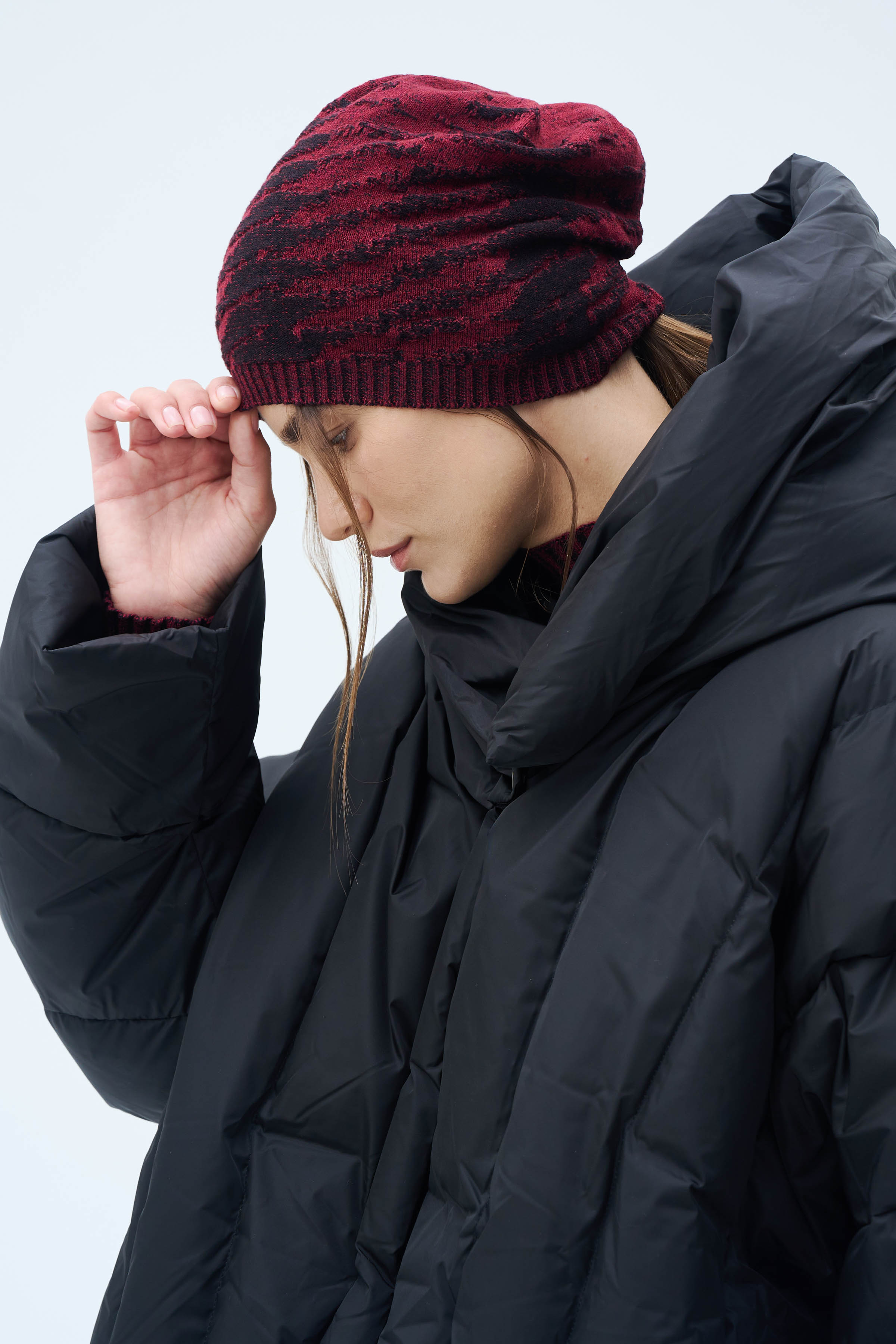 Шапка Муары 27 Бордо (burdeaux) от Lesel (Лесель)! Заказывайте по ✆ 8 (800) 777 02 37