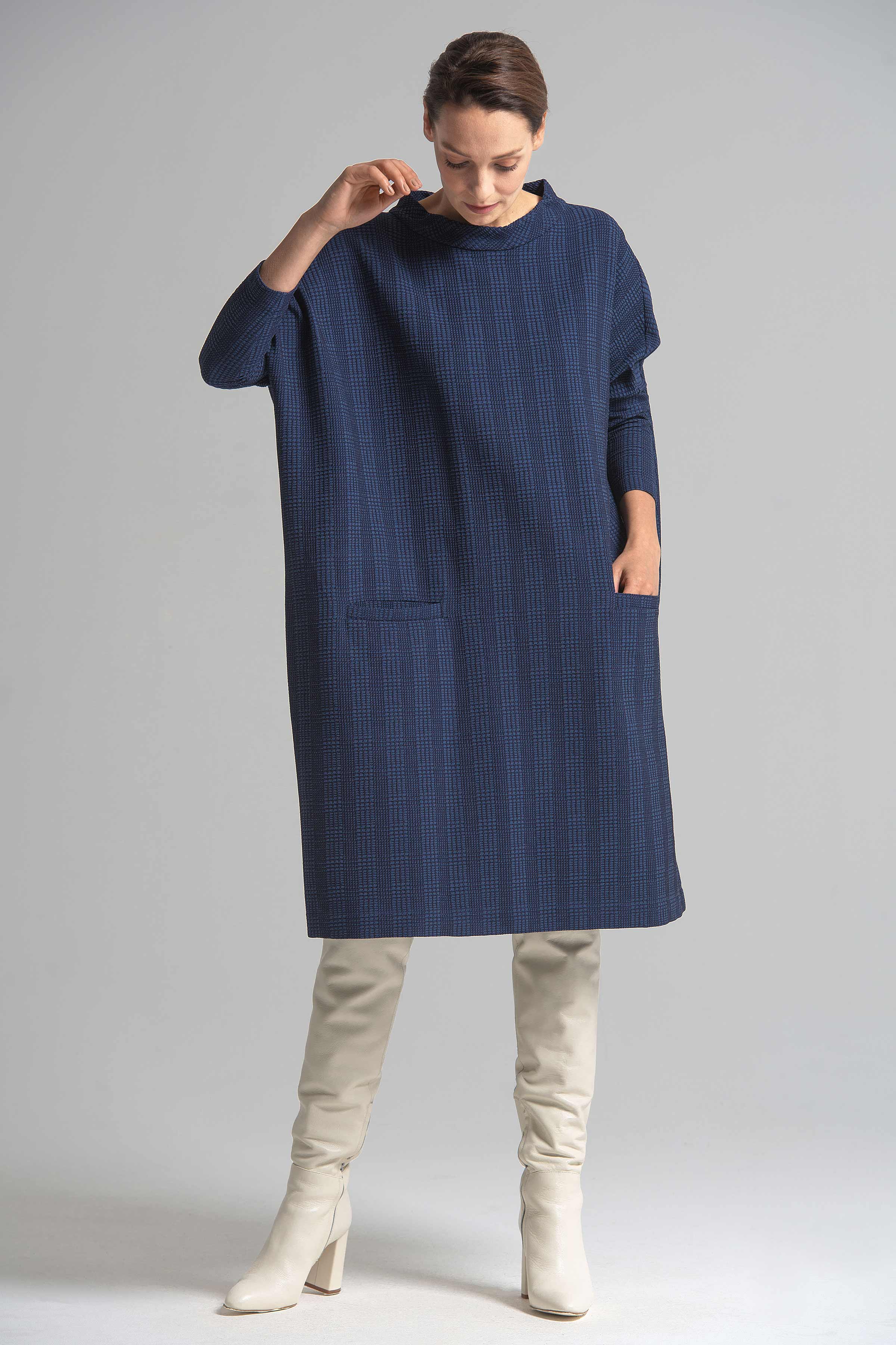 Платье-пончо, стойка 38 Джинсовый (denim) от Lesel (Лесель)! Заказывайте по ✆ 8 (800) 777 02 37