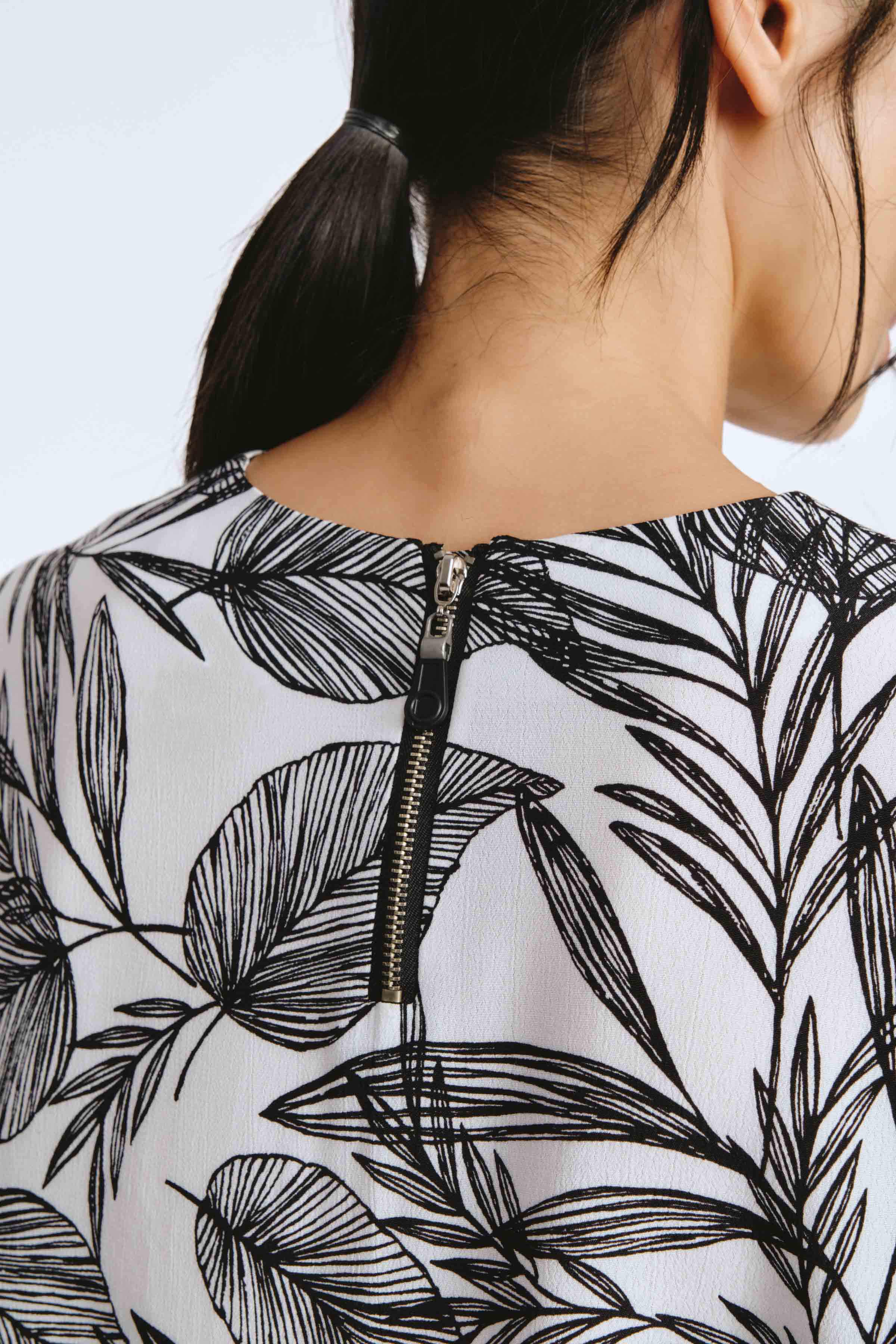 Блуза Листья с воздушным рукавом  от Lesel (Лесель)! Заказывайте по ✆ 8 (800) 777 02 37