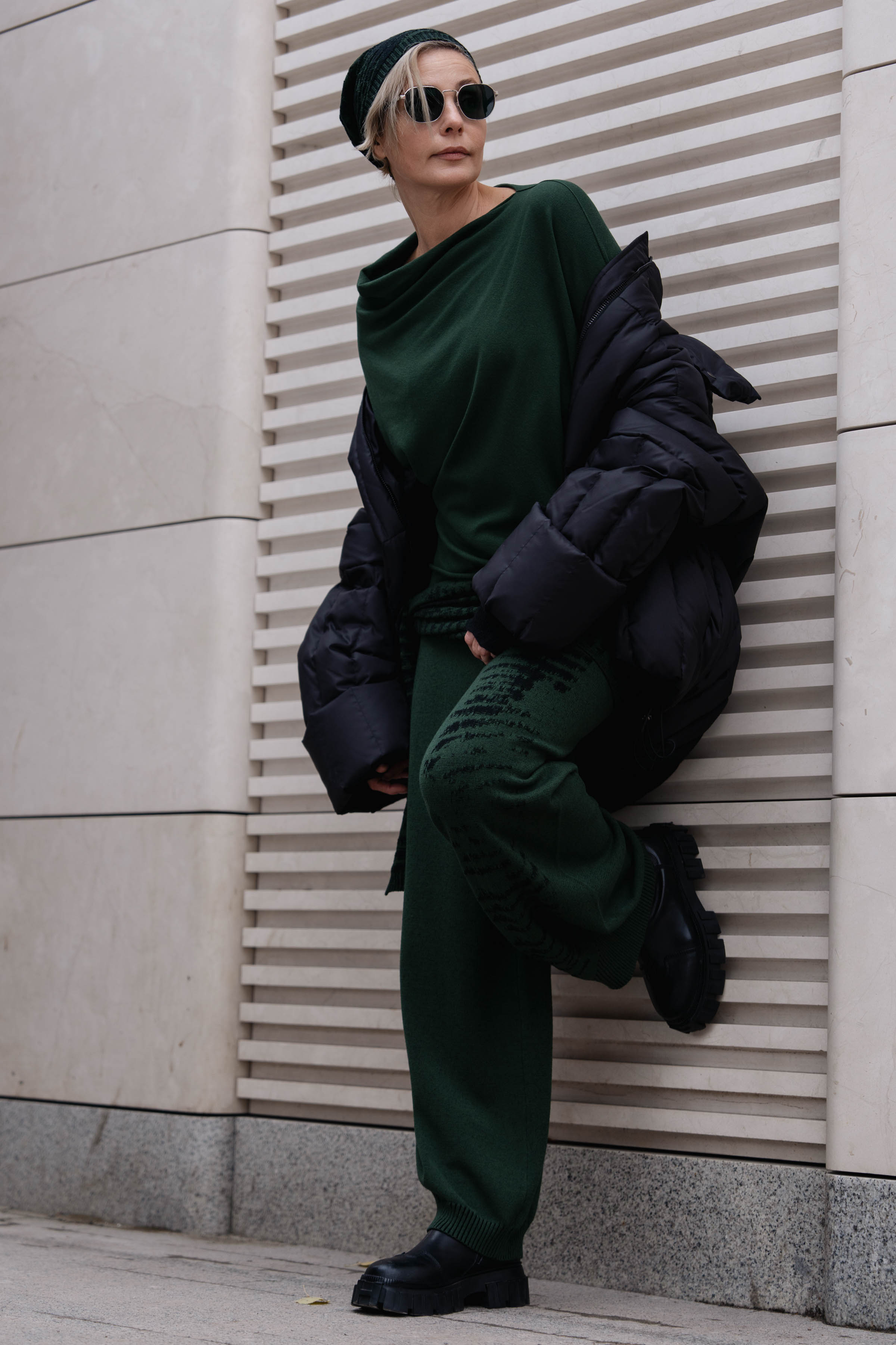 Джемпер Асимметрия  от Lesel (Лесель)! Заказывайте по ✆ 8 (800) 777 02 37