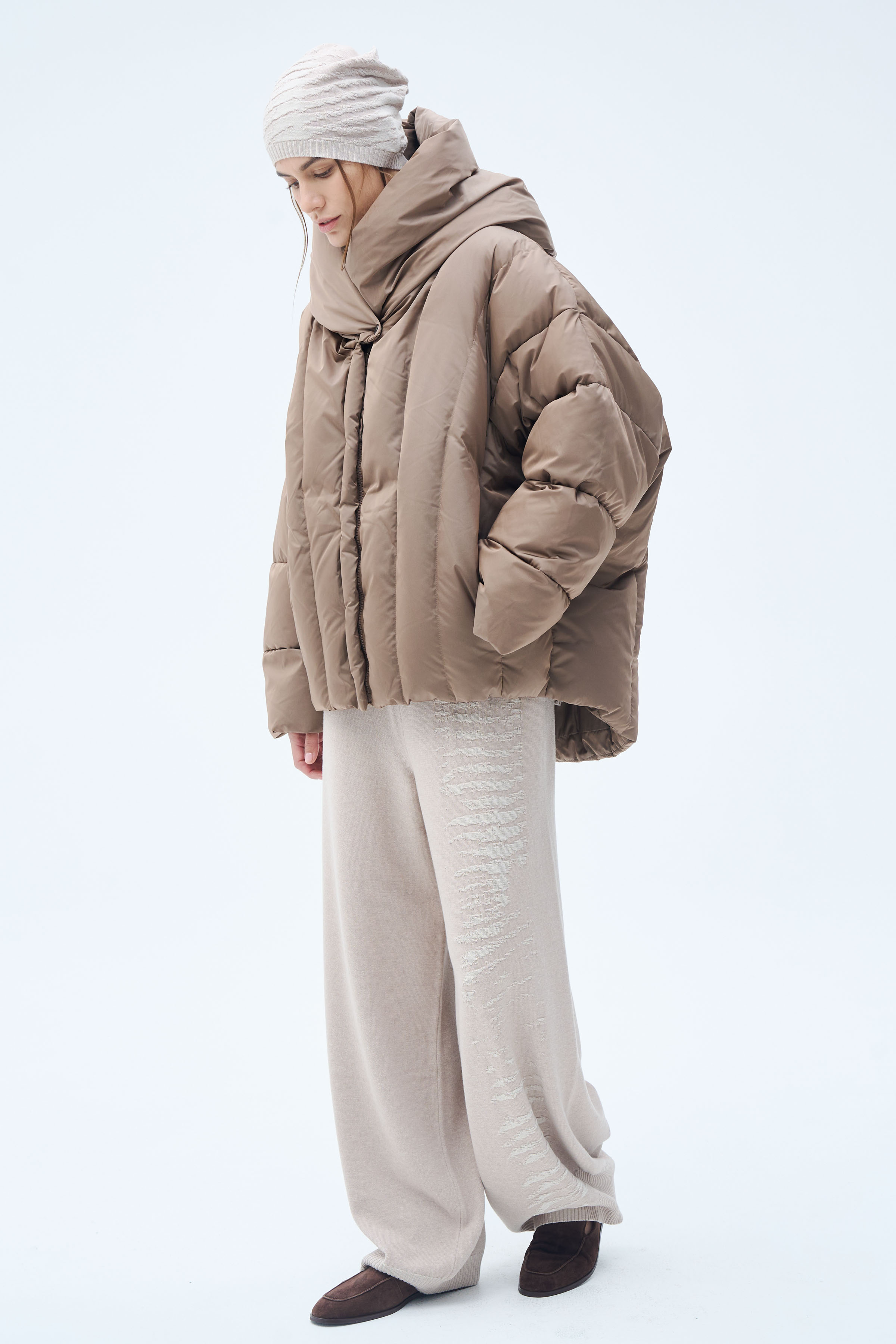 Куртка пуховая Вертикаль 78 Полутень (penombre), 00 Черный (noir), 64 Эвкалипт (eucalyptus), 10 Серый (grise), 32 Сумерки (crepuscule) от Lesel (Лесель)! Заказывайте по ✆ 8 (800) 777 02 37