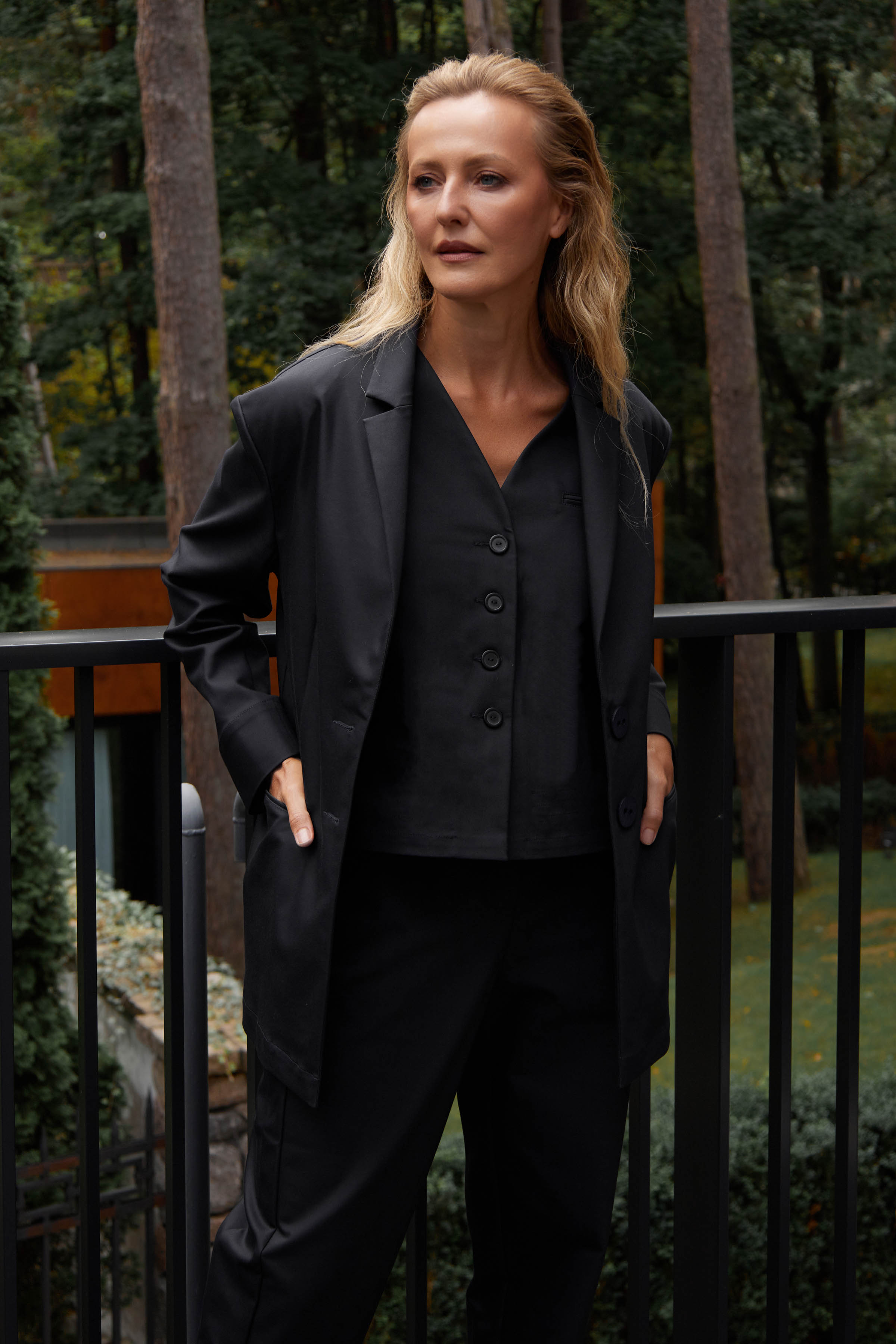 Жилет На 4 пуговицы, эластичный хлопок 32 Сумерки (crepuscule) от Lesel (Лесель)! Заказывайте по ✆ 8 (800) 777 02 37