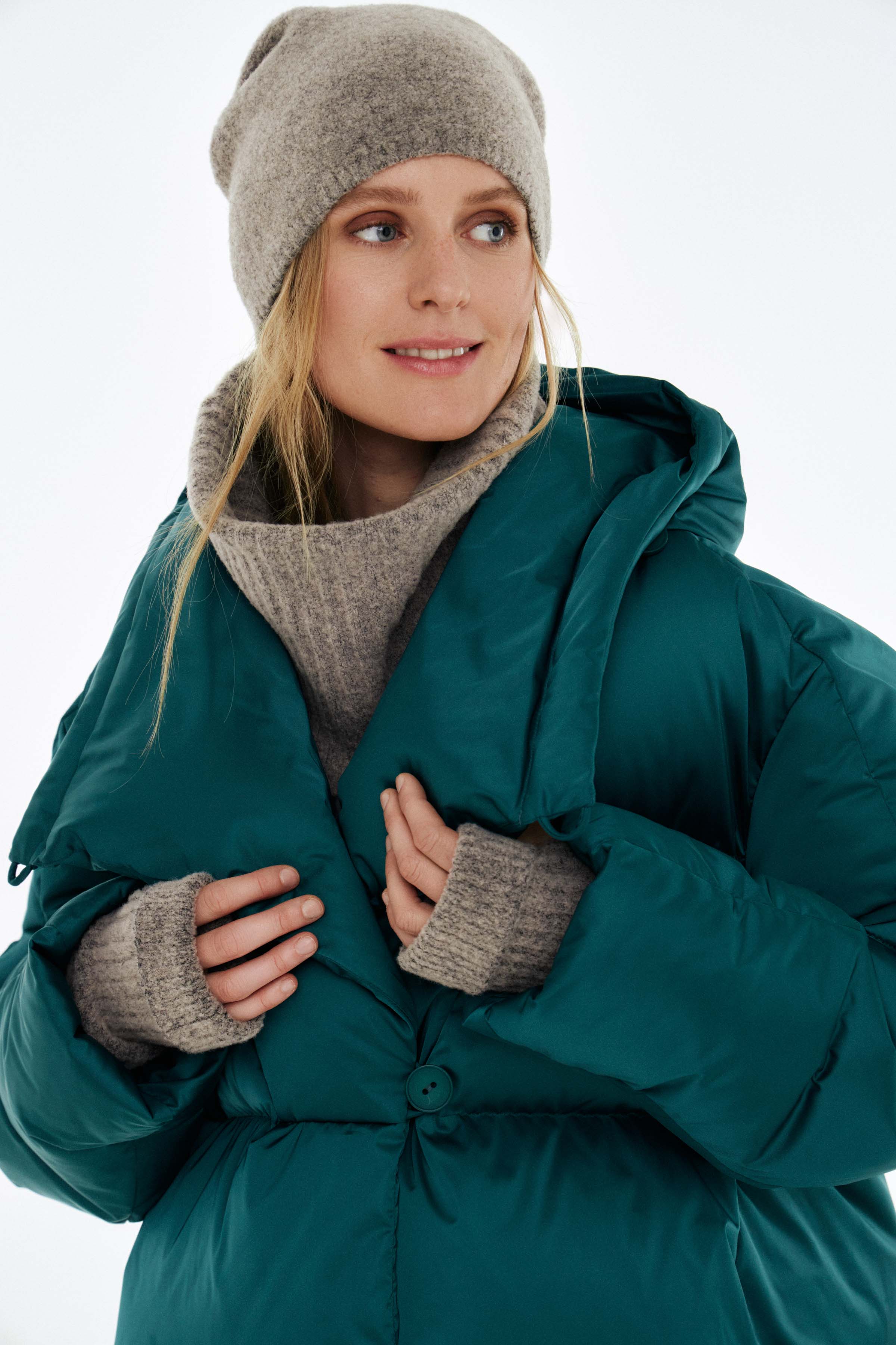 Куртка пуховая с навесными петлями 68 Изумруд (emeraude) от Lesel (Лесель)! Заказывайте по ✆ 8 (800) 777 02 37