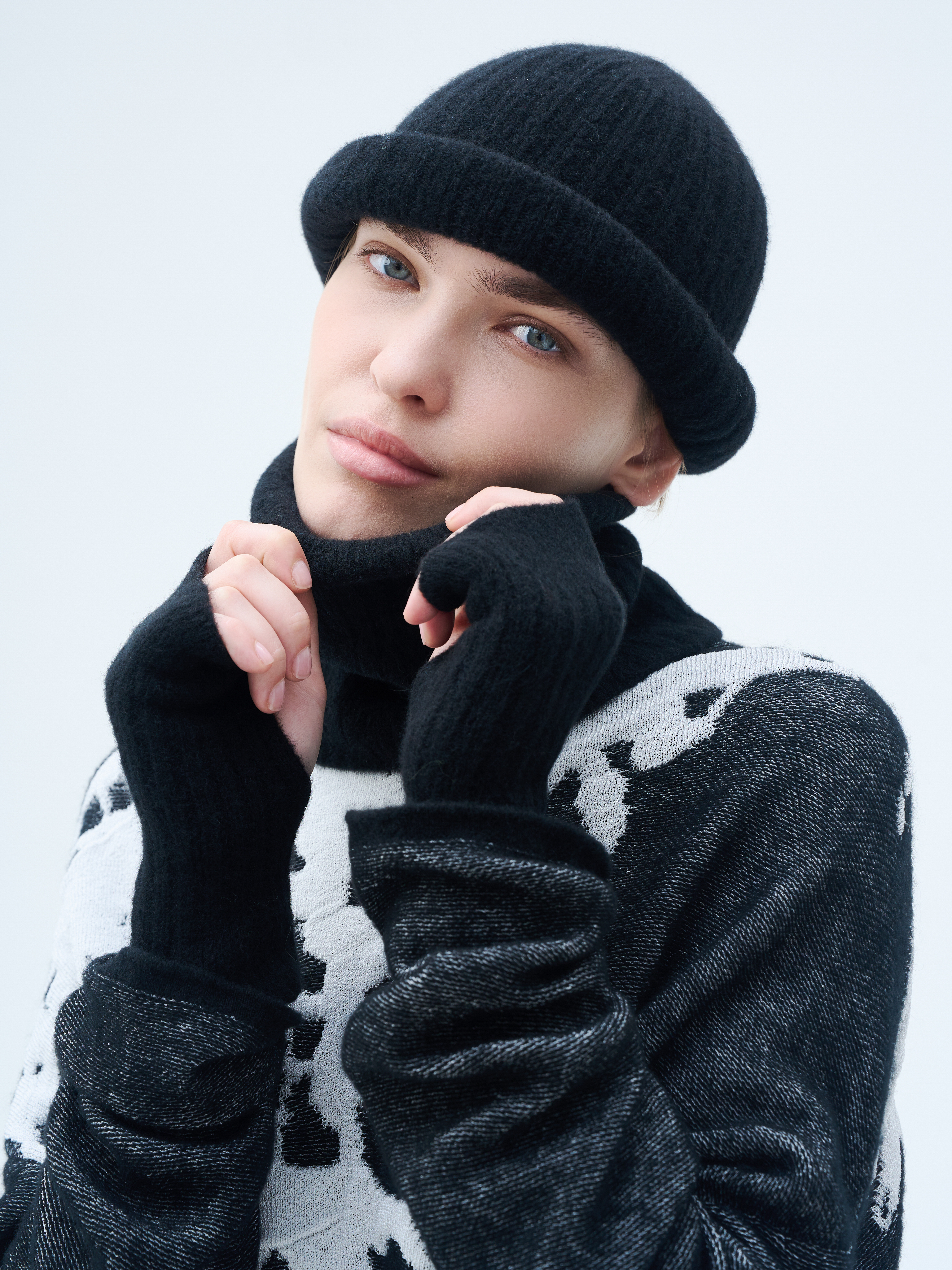 Шапка Резинка 00 Черный (noir) от Lesel (Лесель)! Заказывайте по ✆ 8 (800) 777 02 37